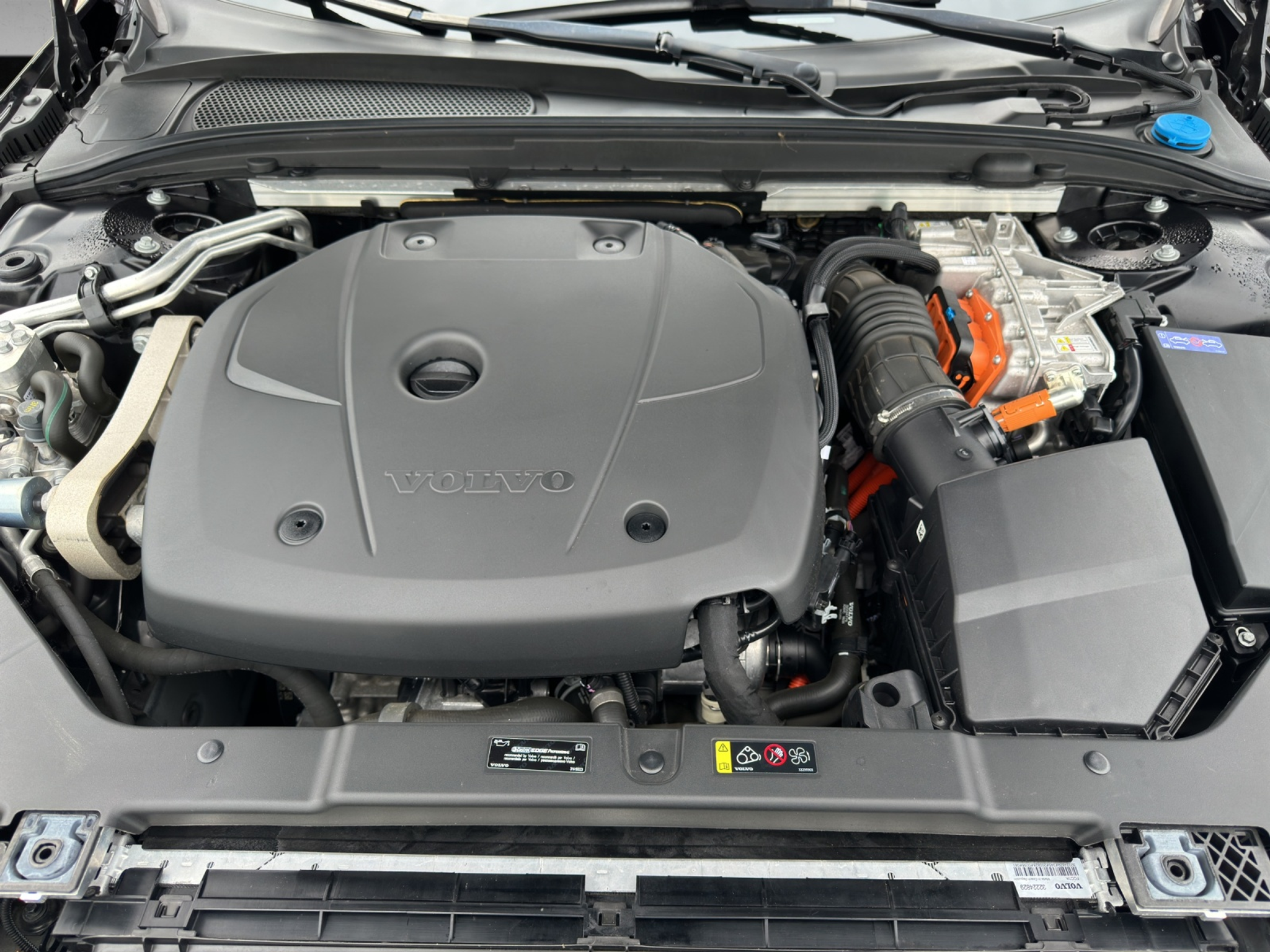 listing desktop thumbnail image 18