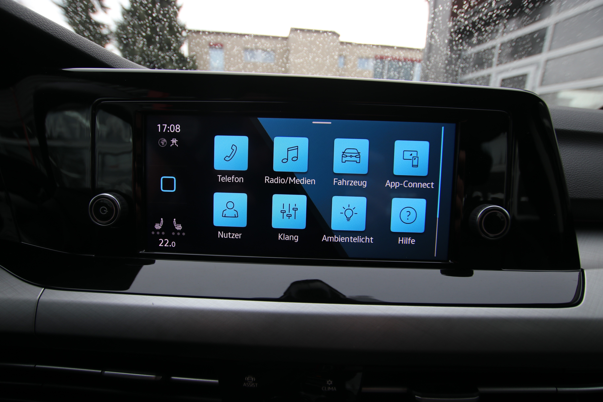 listing desktop thumbnail image 20