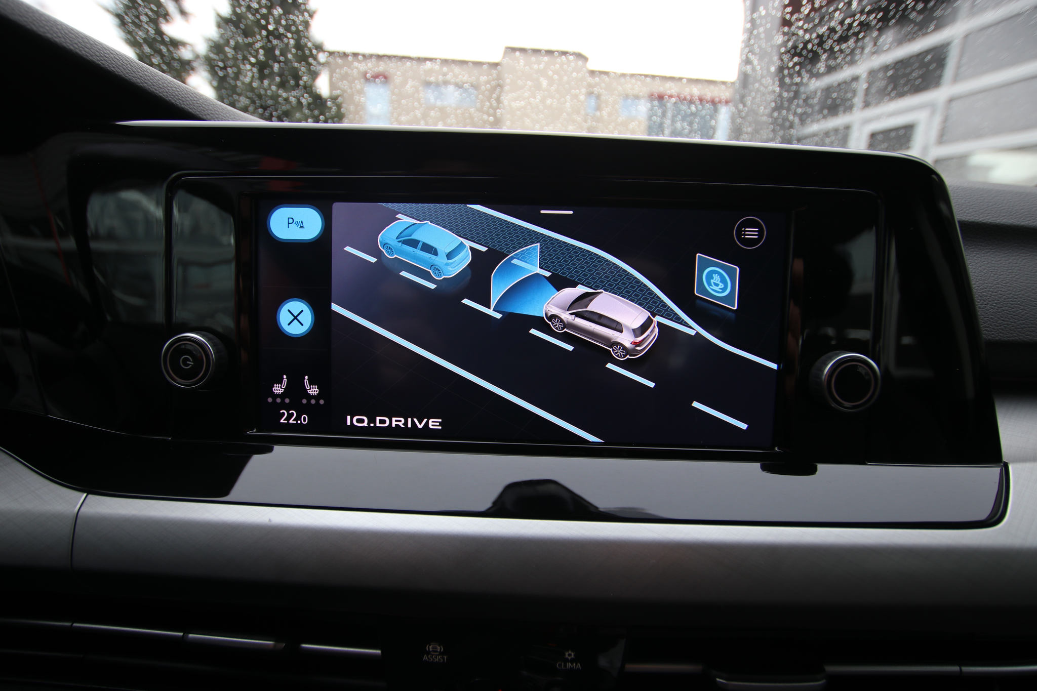 listing desktop thumbnail image 21