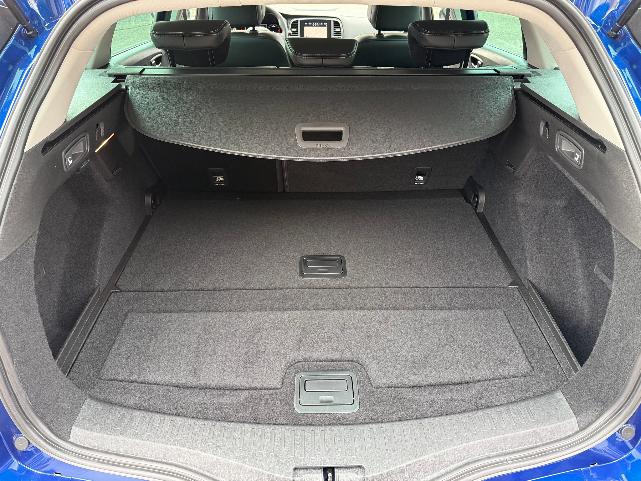 listing desktop thumbnail image 12