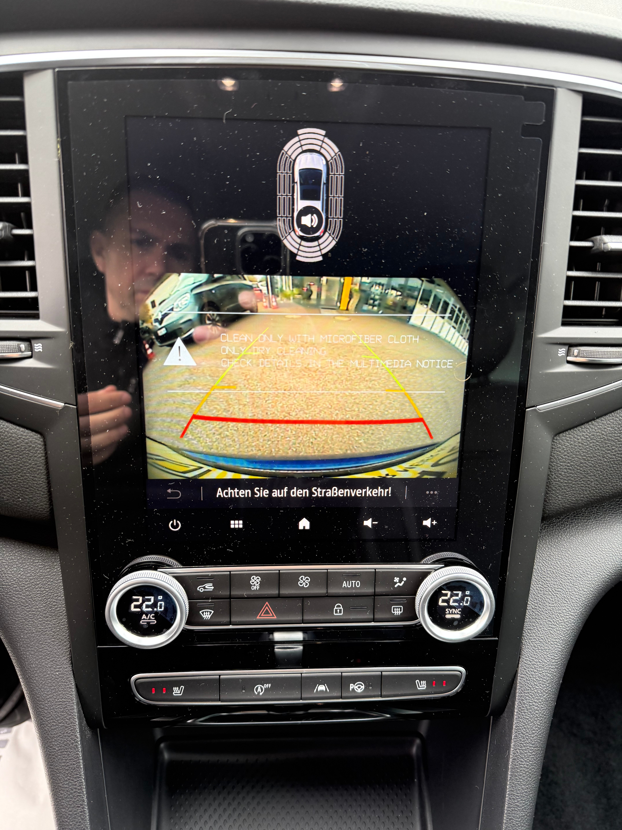 listing desktop thumbnail image 15