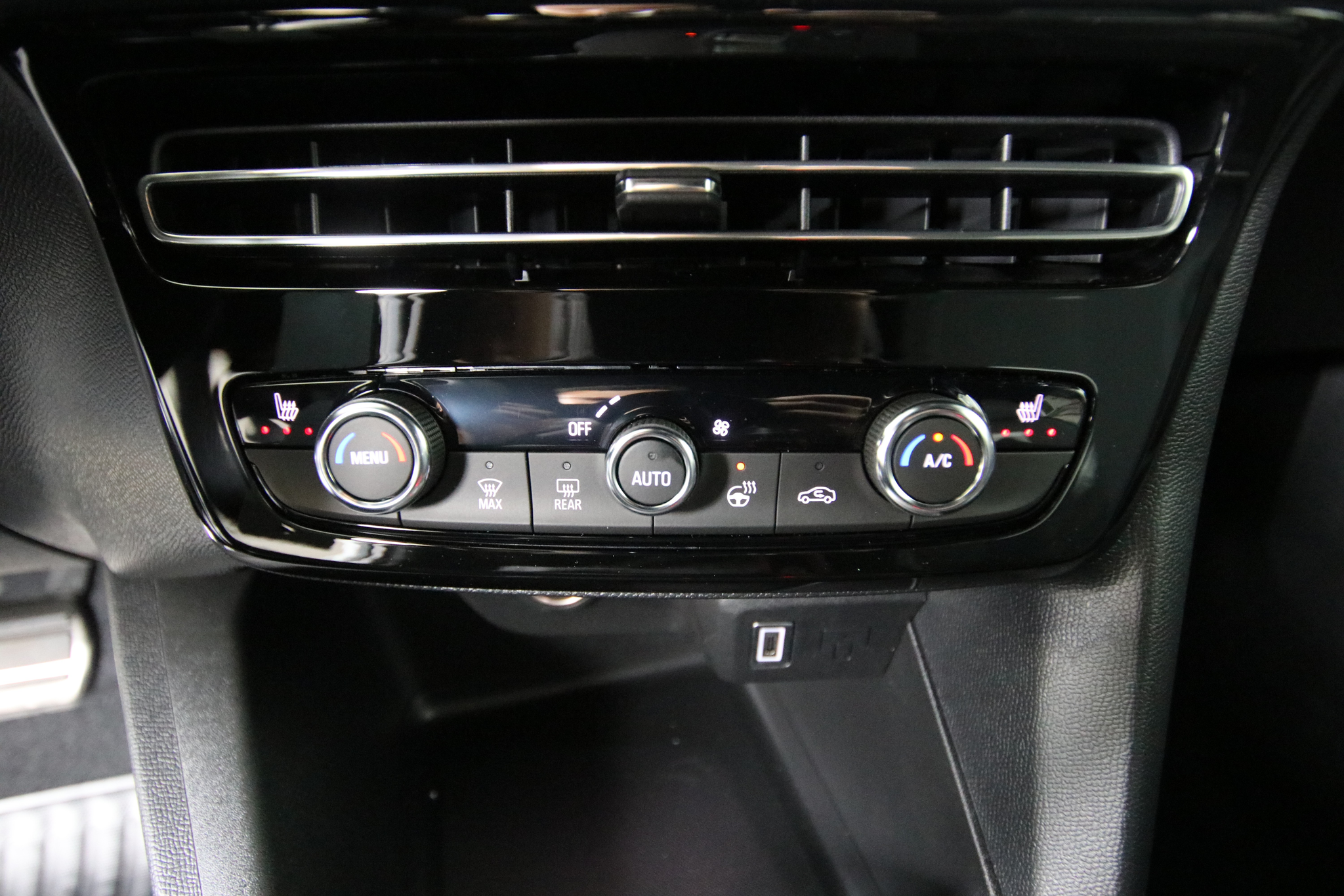 listing desktop thumbnail image 24