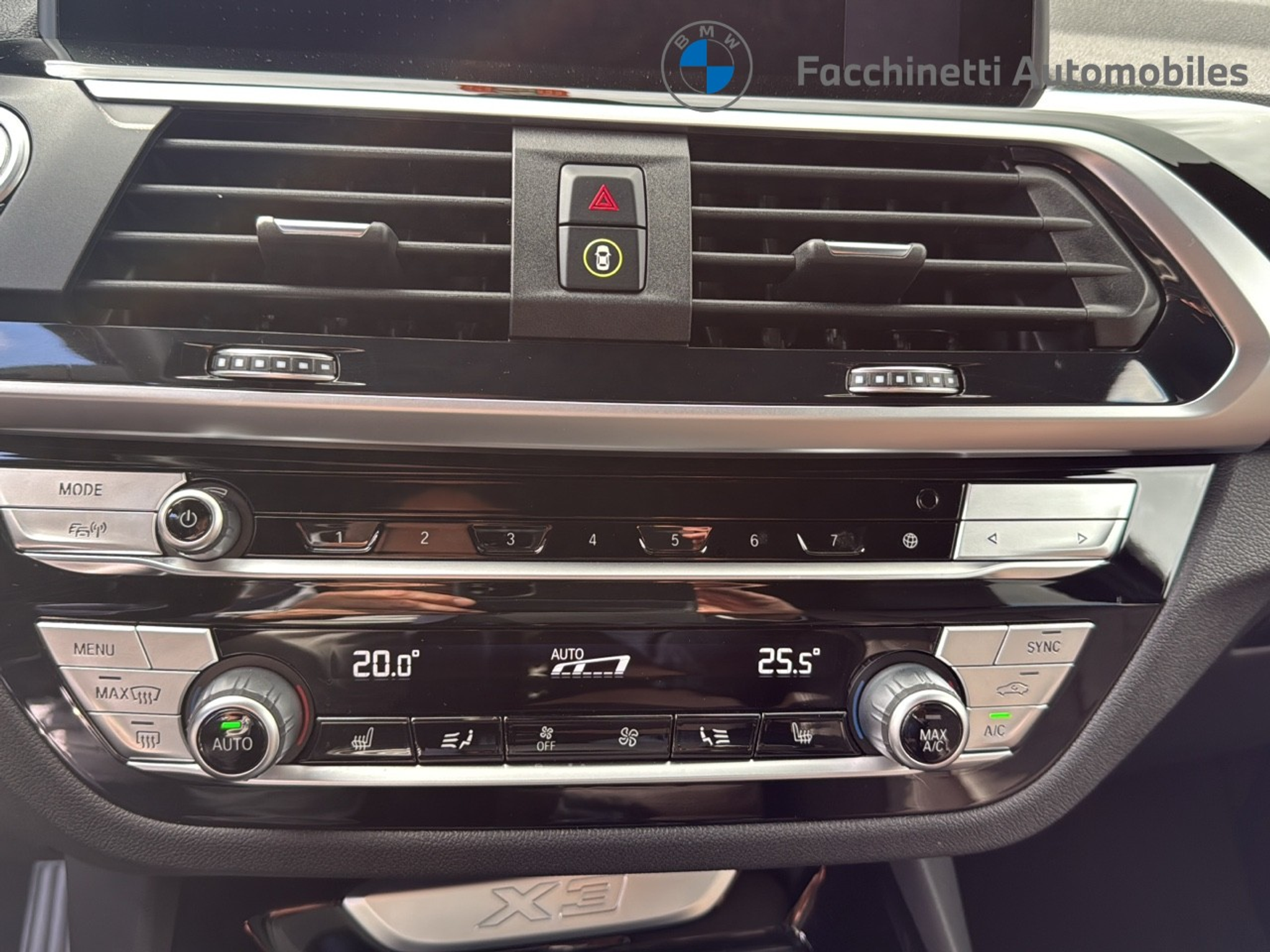 listing desktop thumbnail image 25