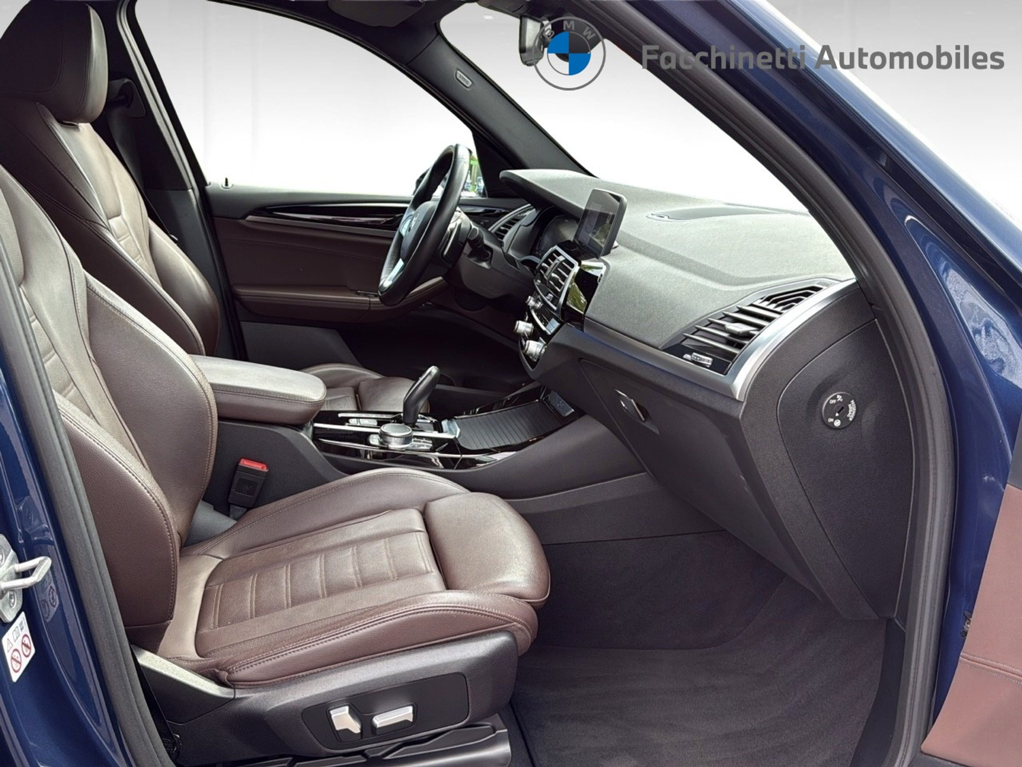 listing desktop thumbnail image 13