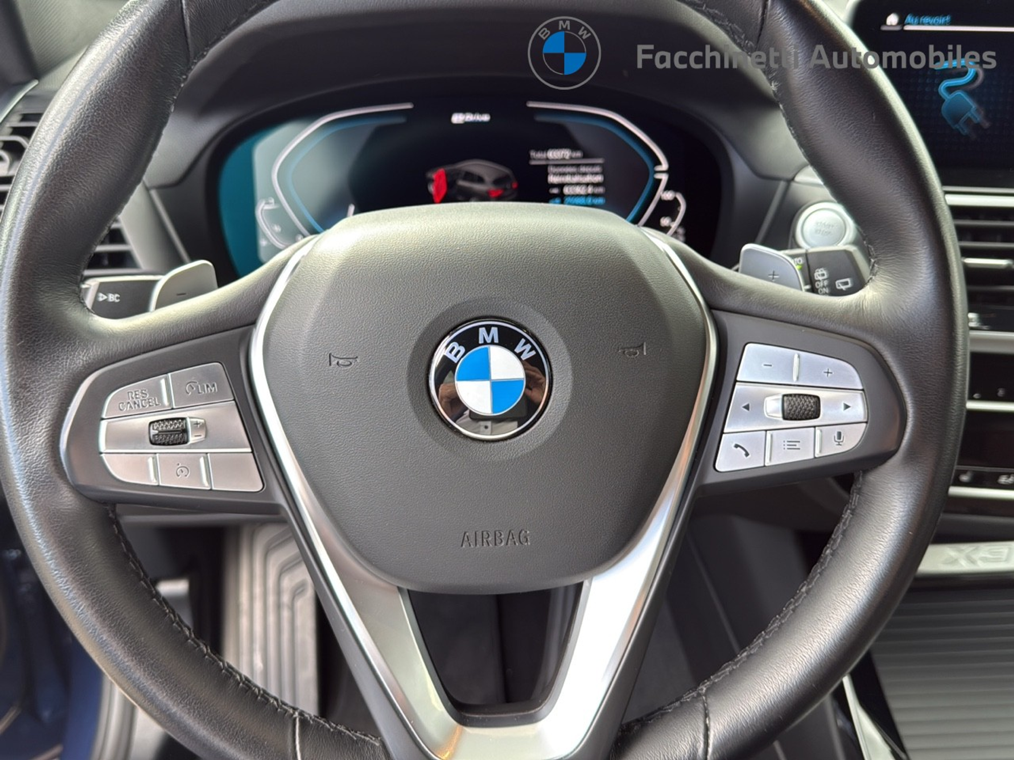 listing desktop thumbnail image 24