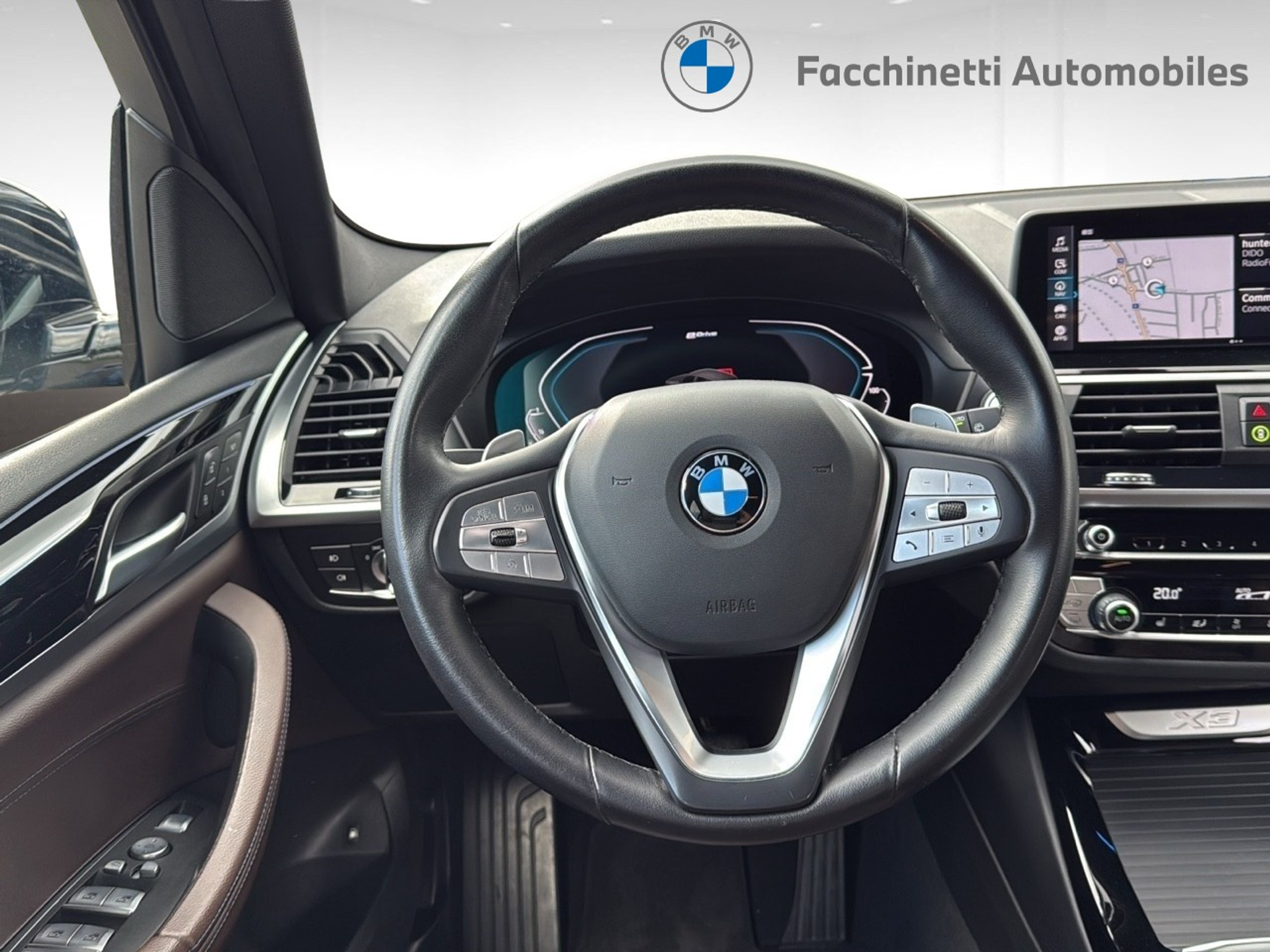 listing desktop thumbnail image 17