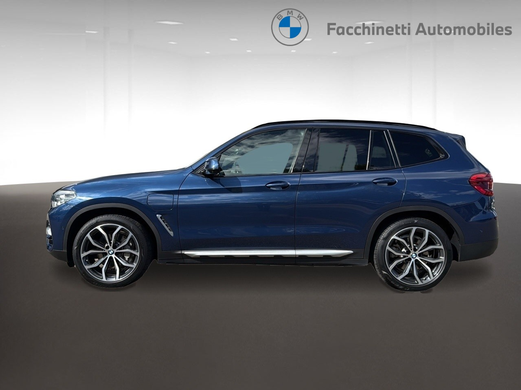 listing desktop thumbnail image 1