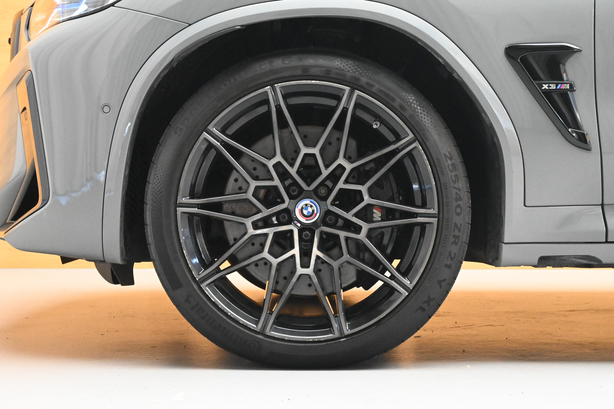 listing desktop thumbnail image 4