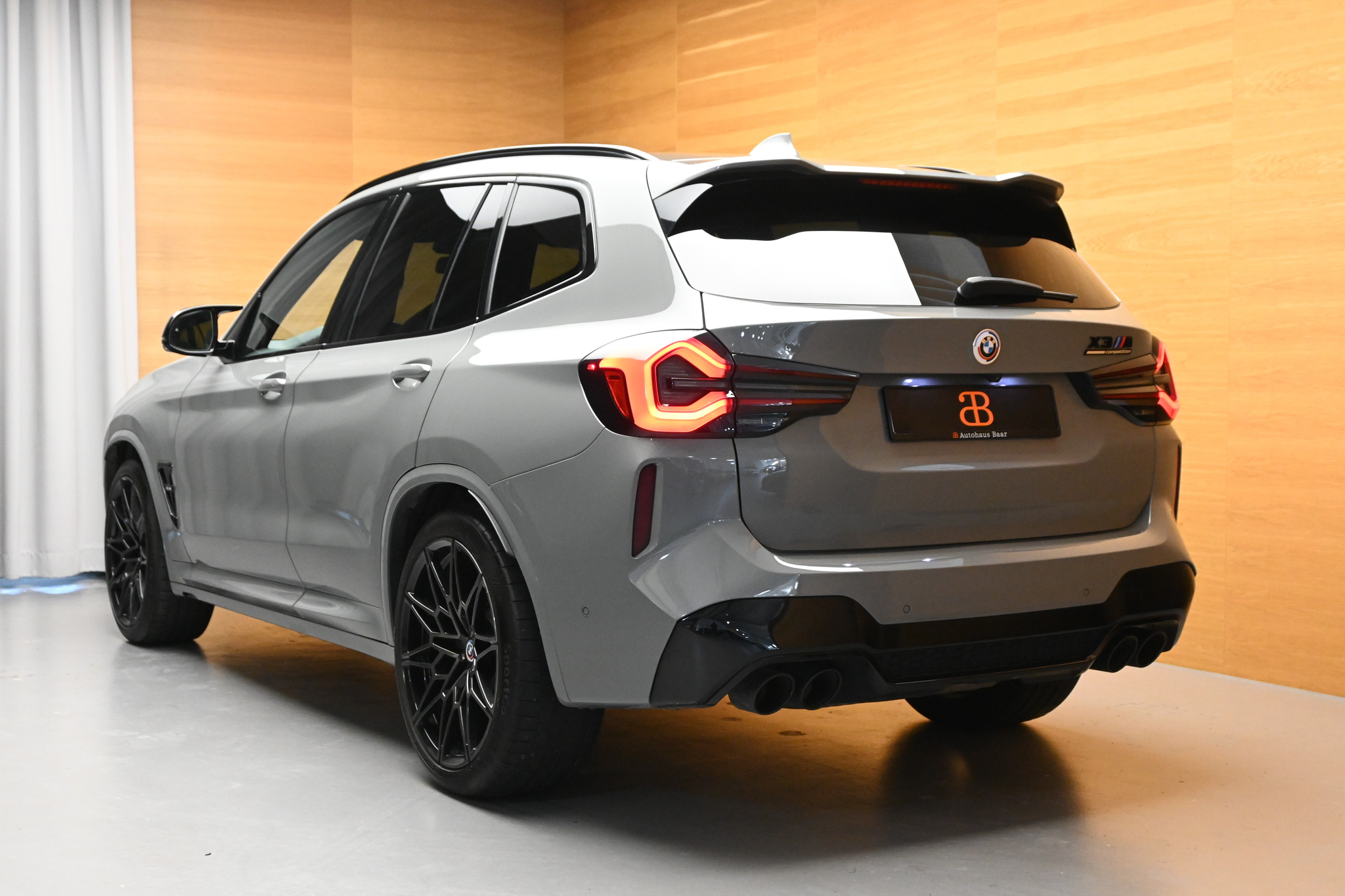 listing desktop thumbnail image 5