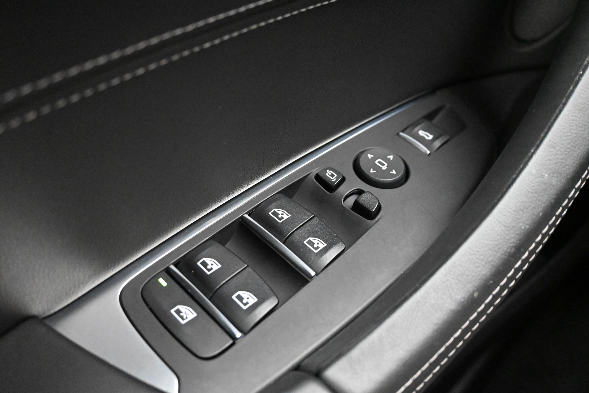 listing desktop thumbnail image 20