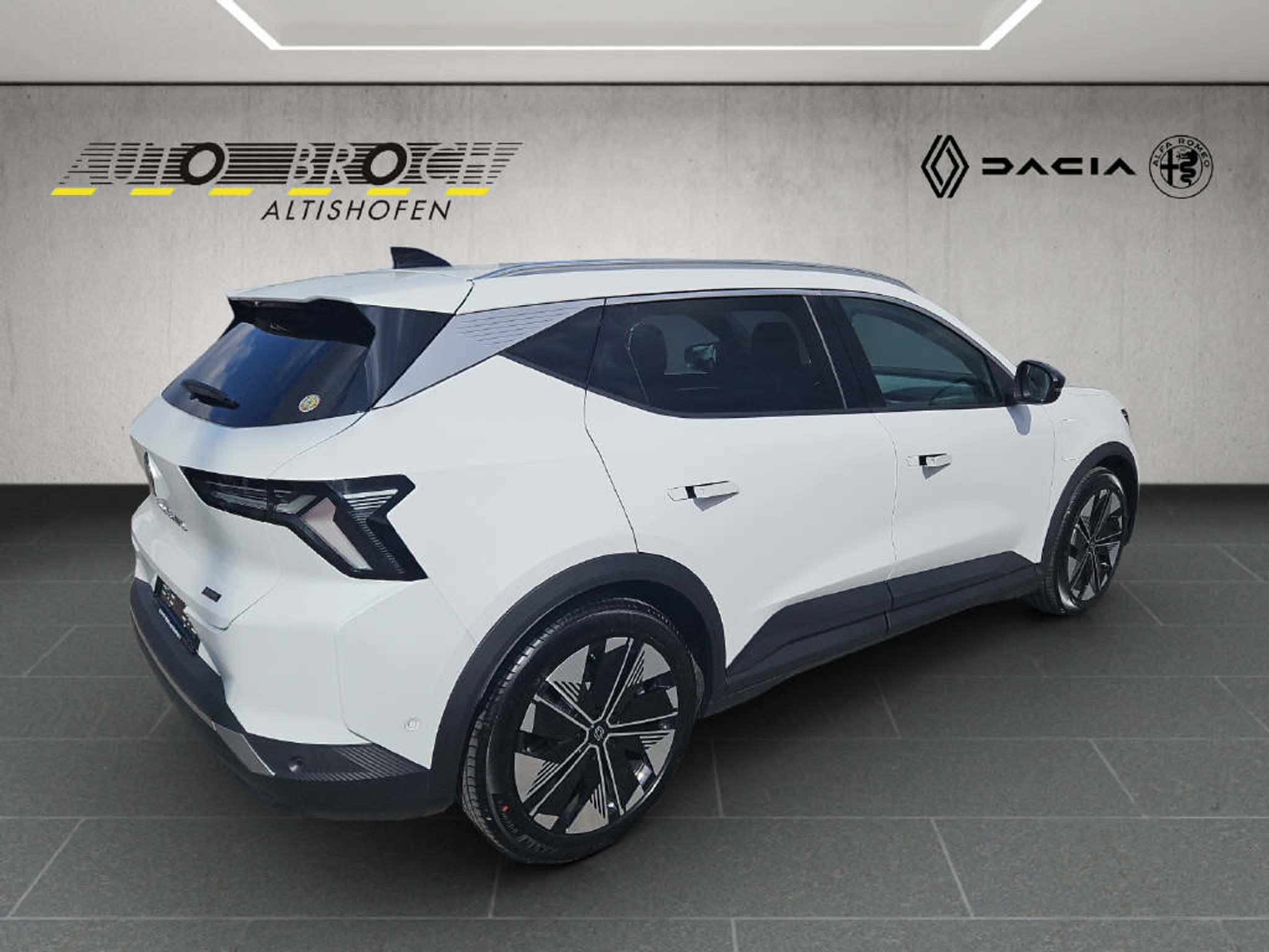 listing desktop thumbnail image 3