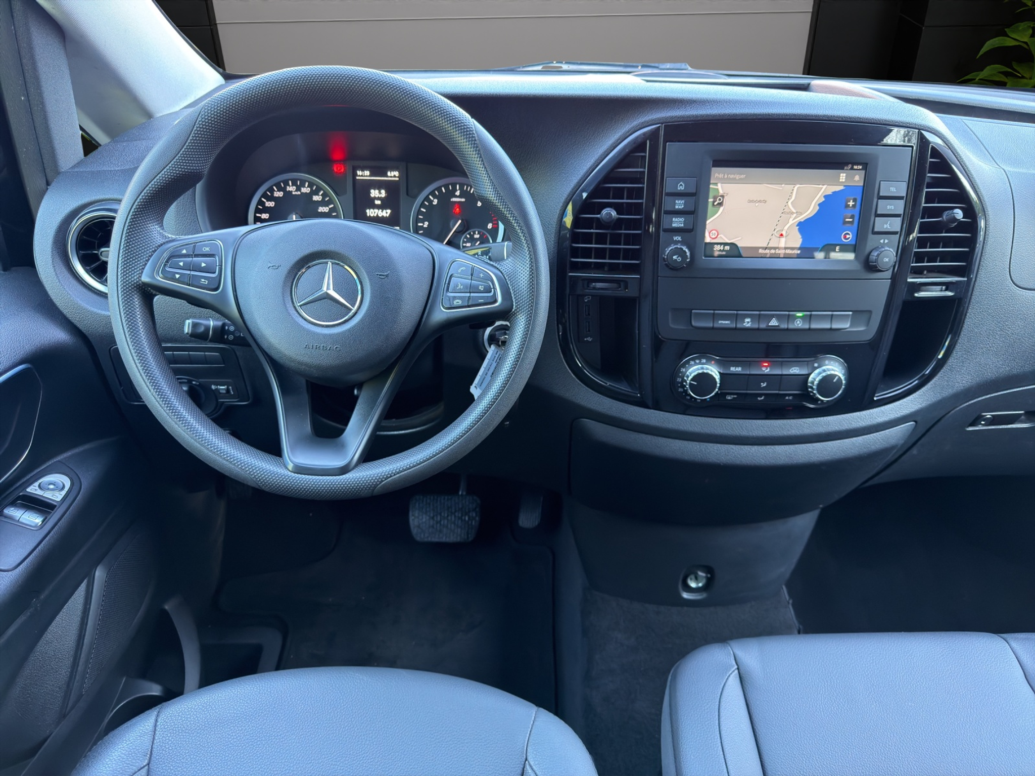 listing desktop thumbnail image 10