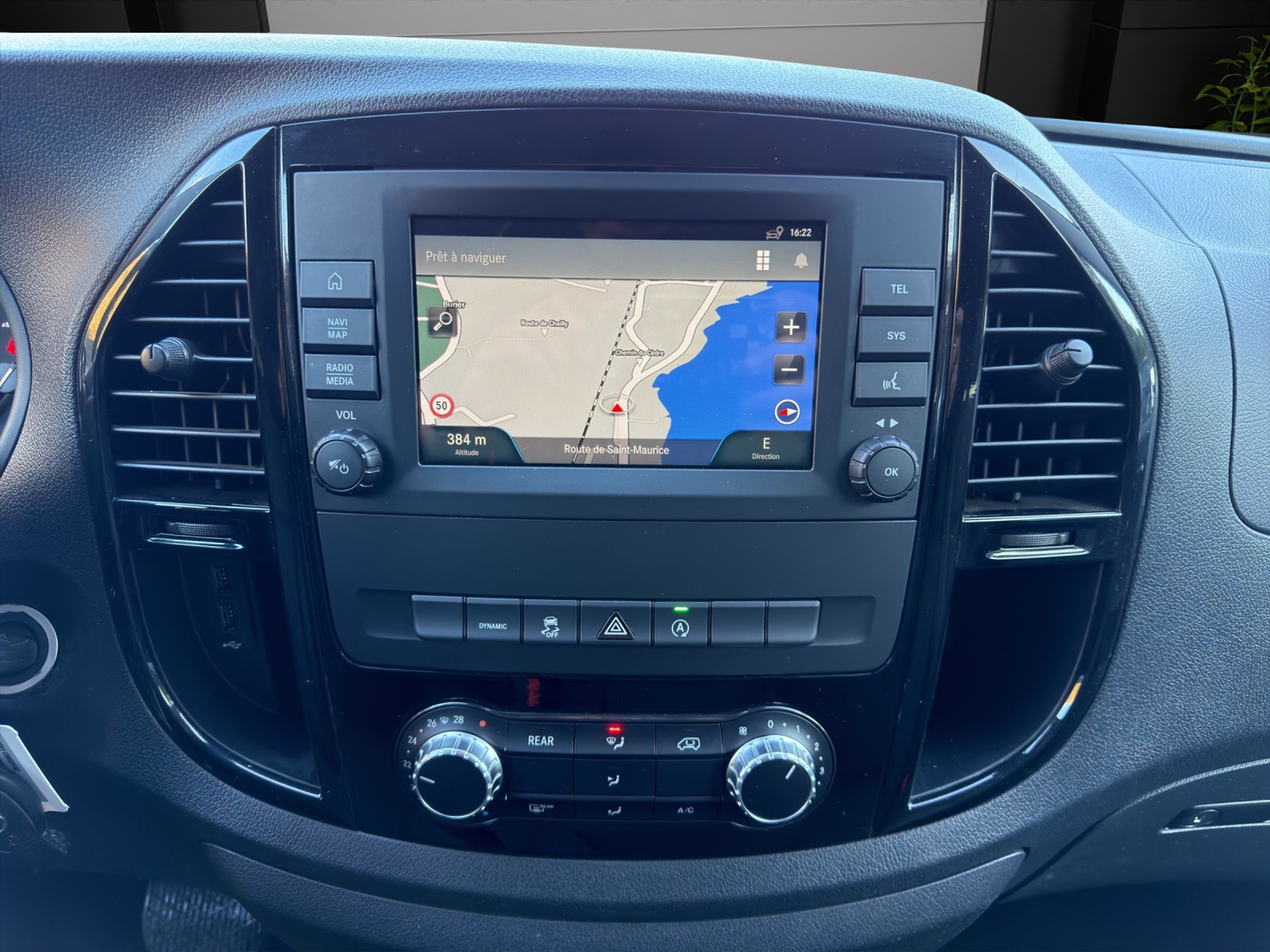 listing desktop thumbnail image 11