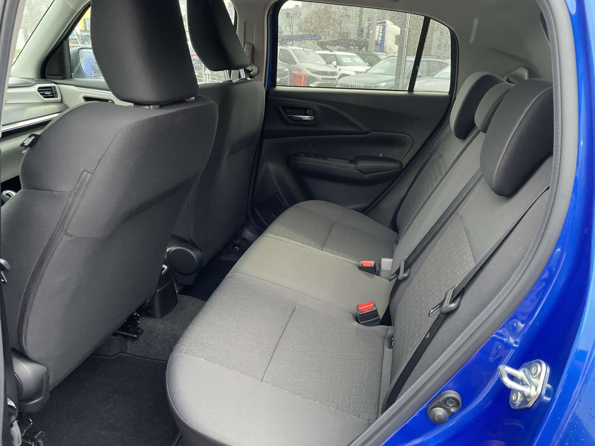 listing desktop thumbnail image 5