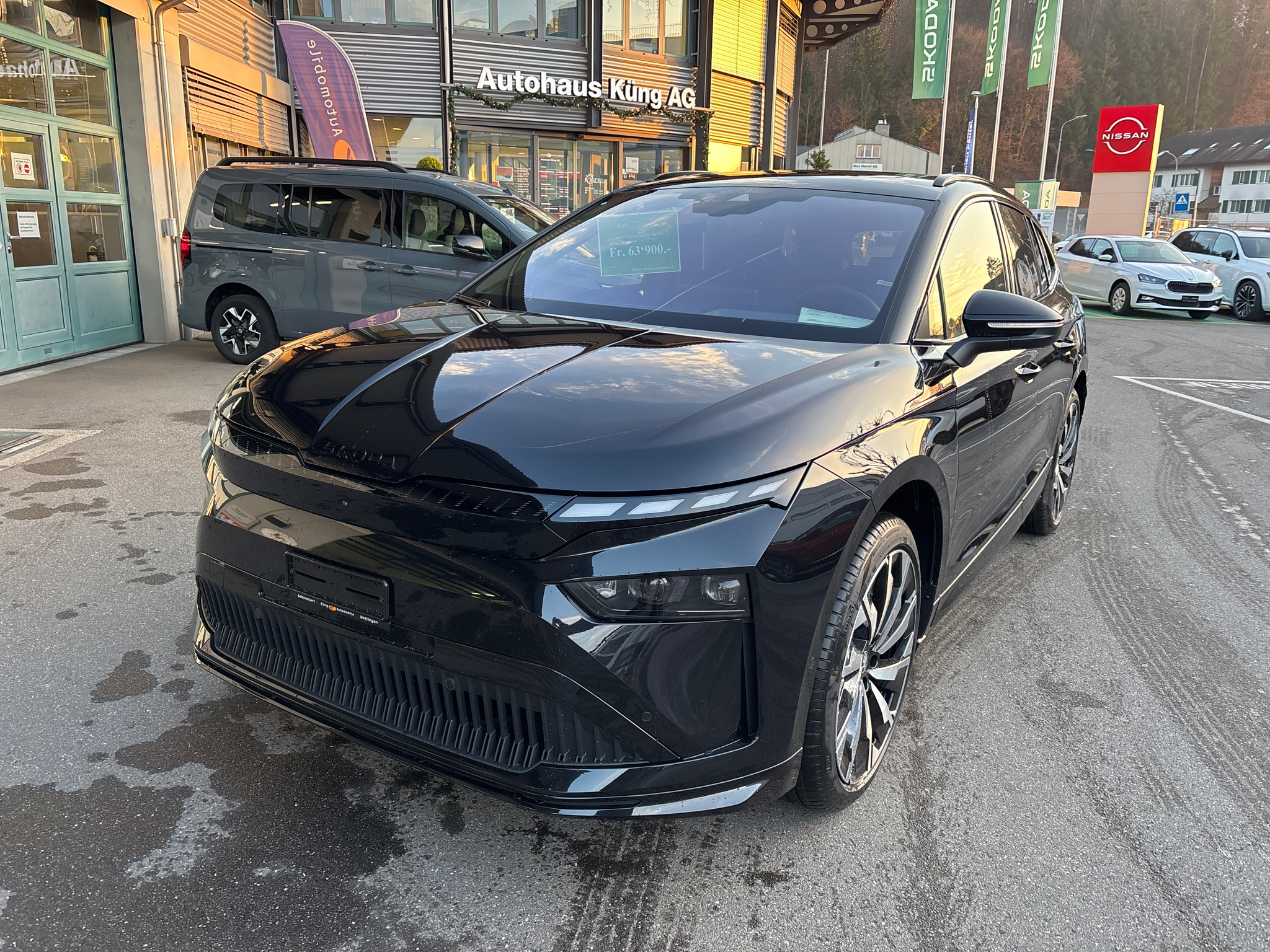 listing desktop thumbnail image 1