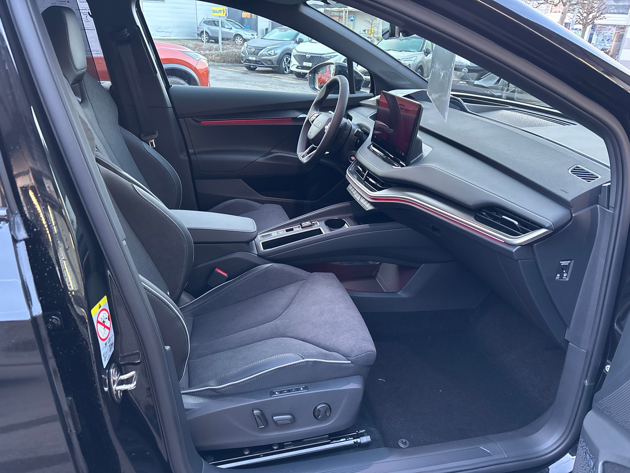 listing desktop thumbnail image 14