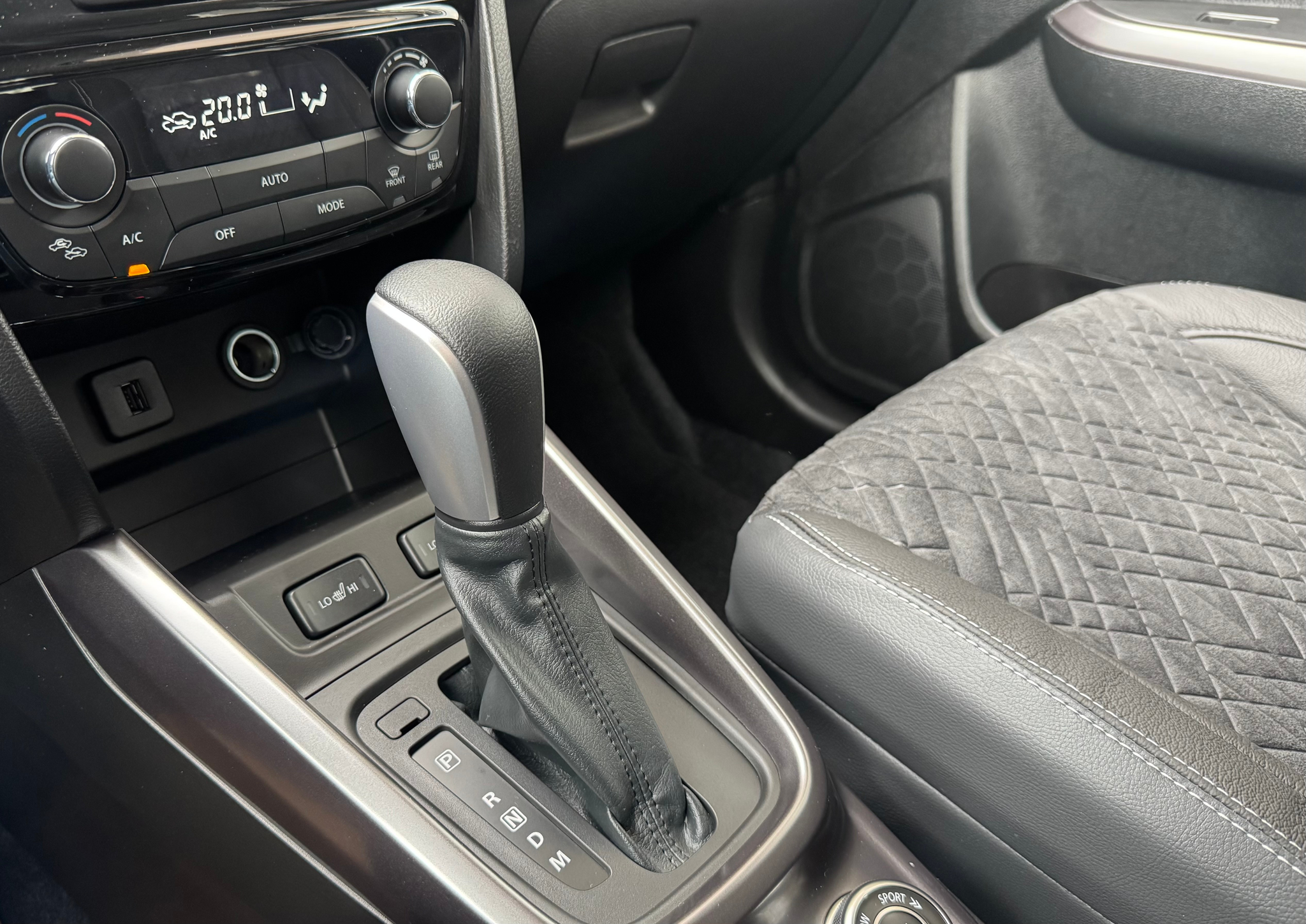 listing desktop thumbnail image 16