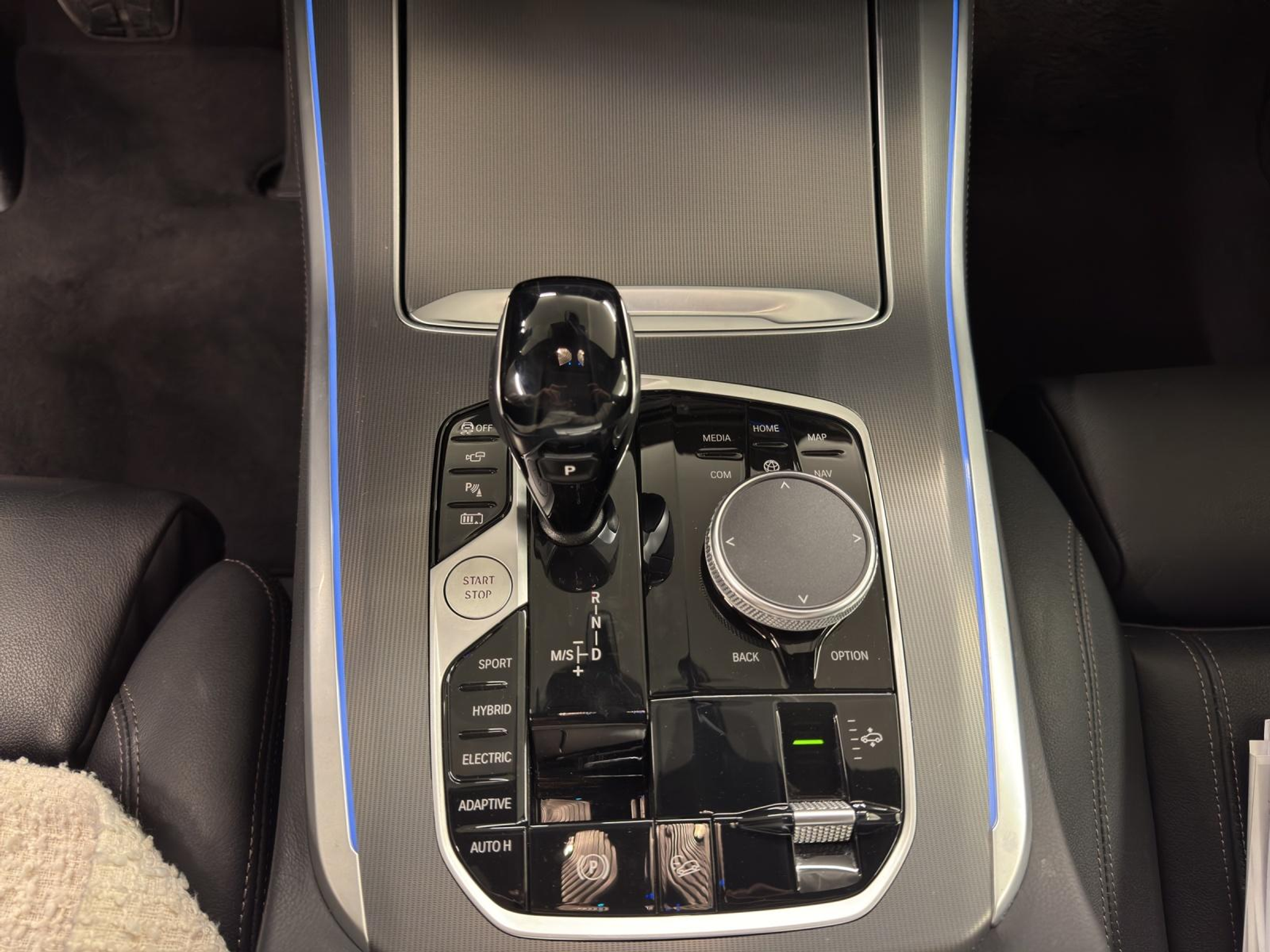 listing desktop thumbnail image 17