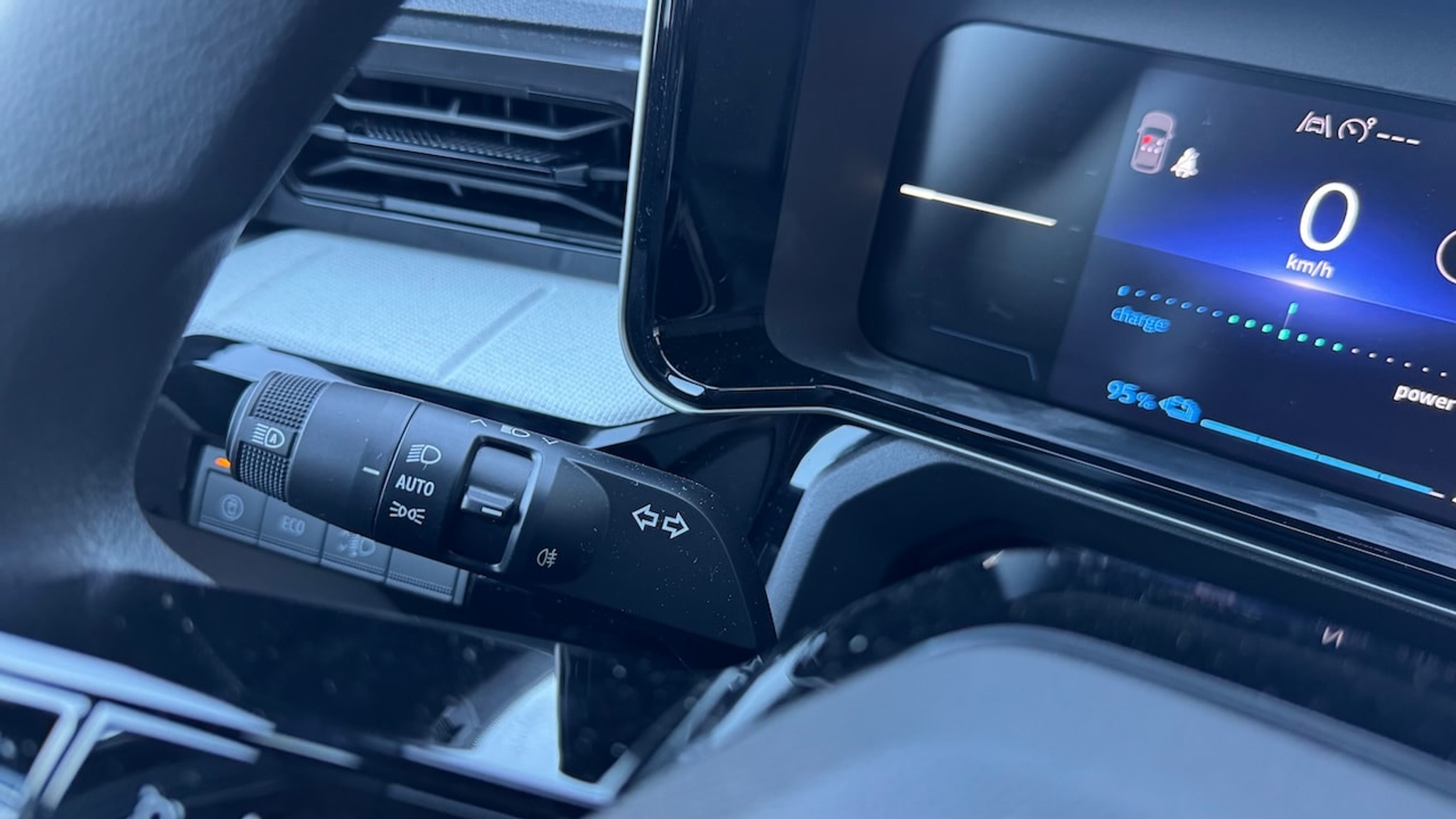 listing desktop thumbnail image 13