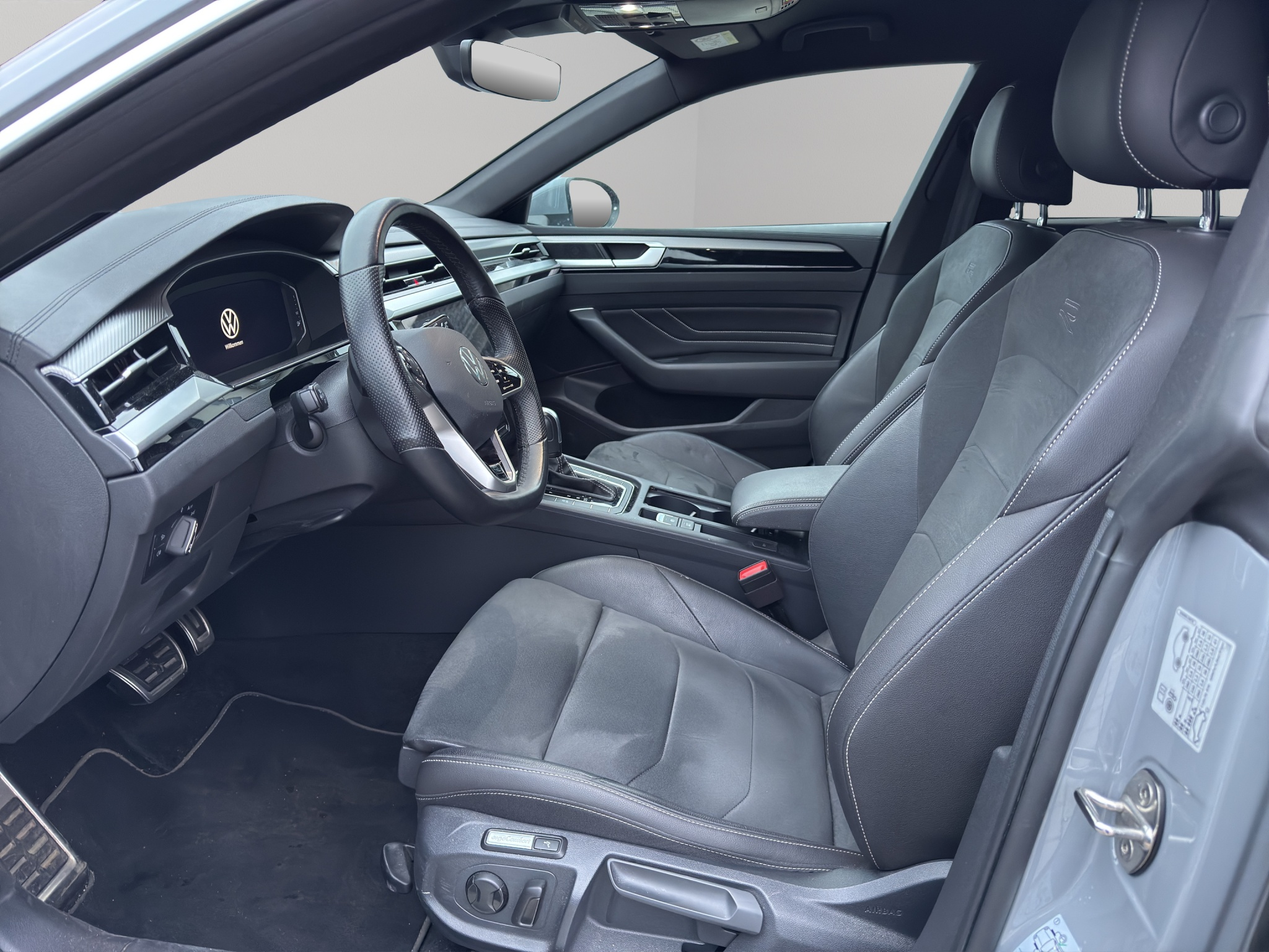 listing desktop thumbnail image 11