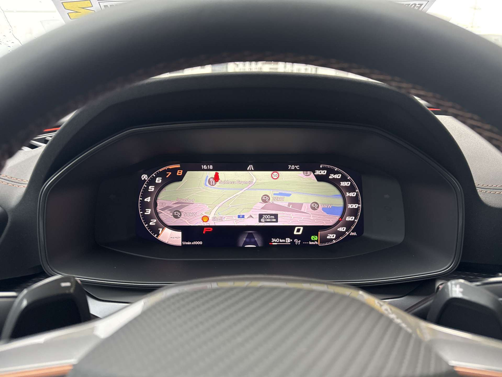 listing desktop thumbnail image 11