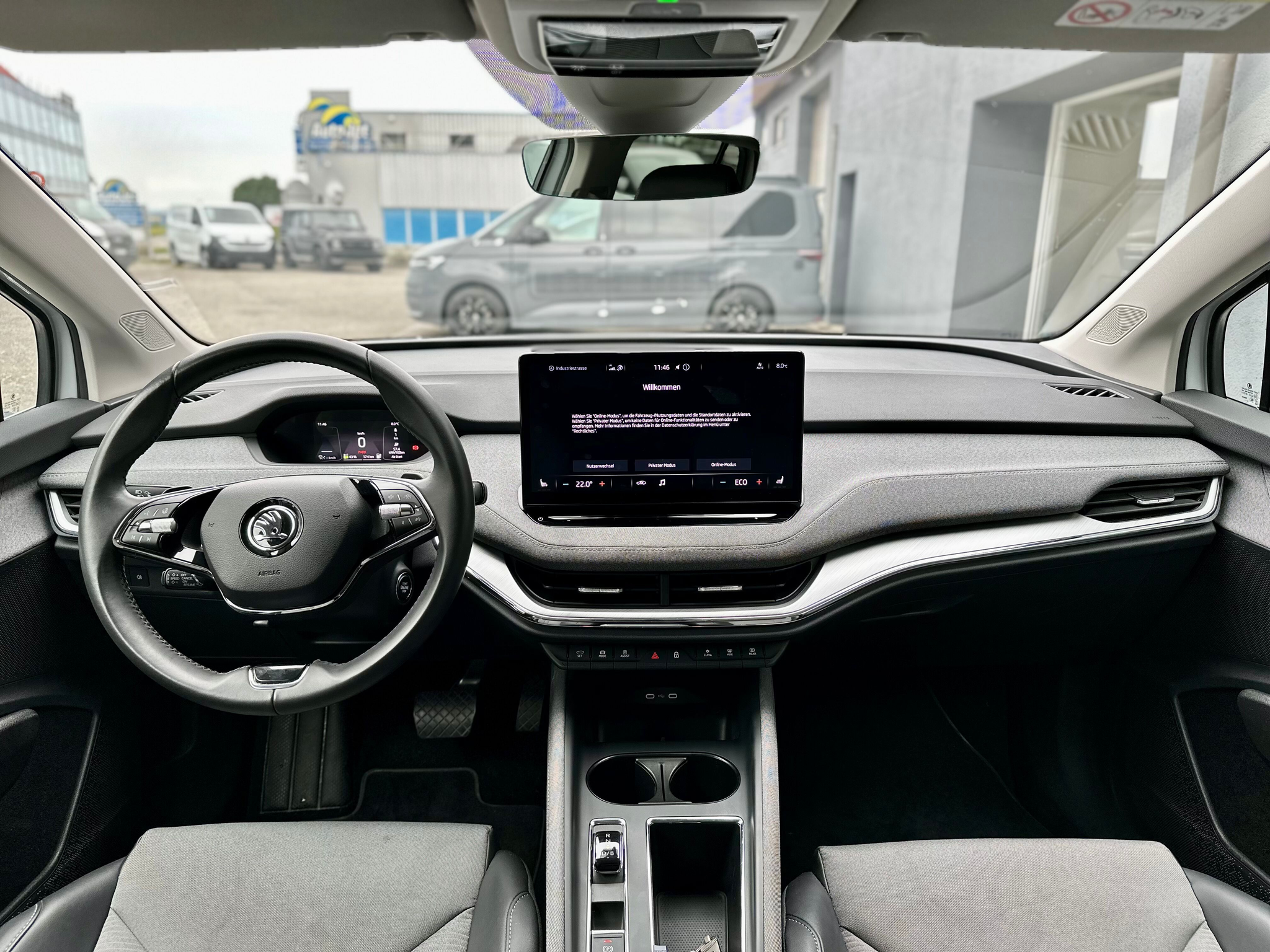 listing desktop thumbnail image 8