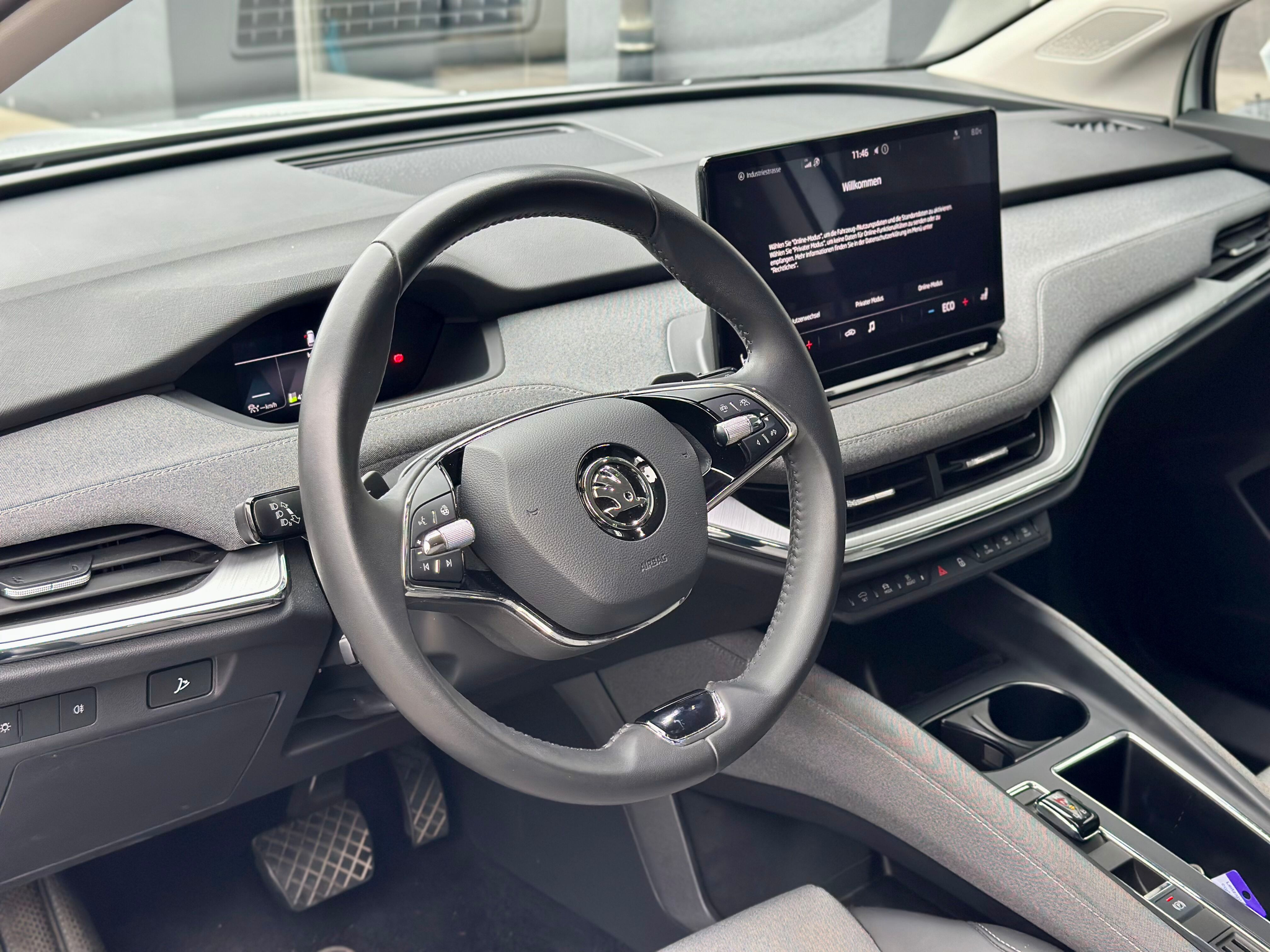 listing desktop thumbnail image 6