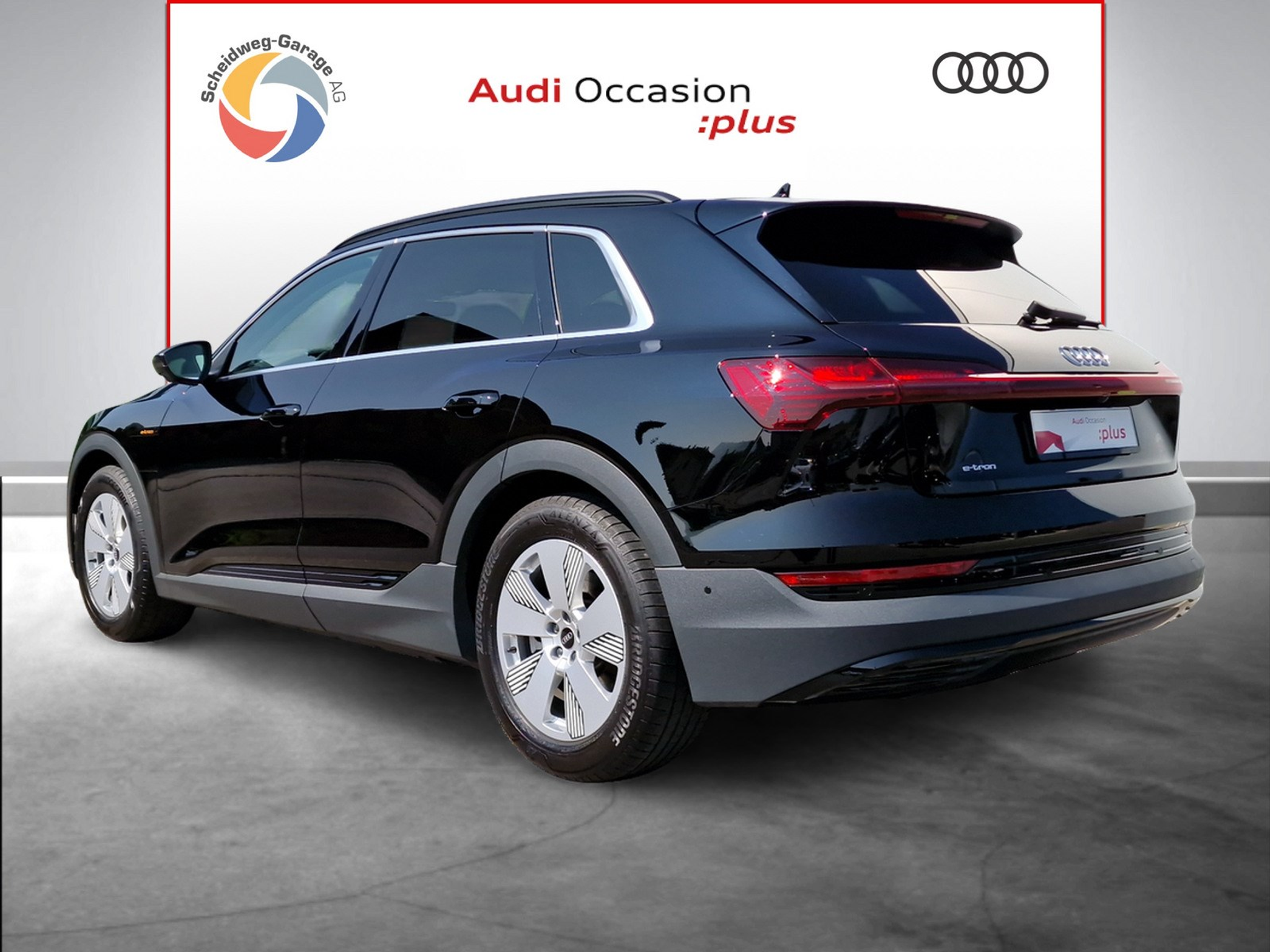 listing desktop thumbnail image 12