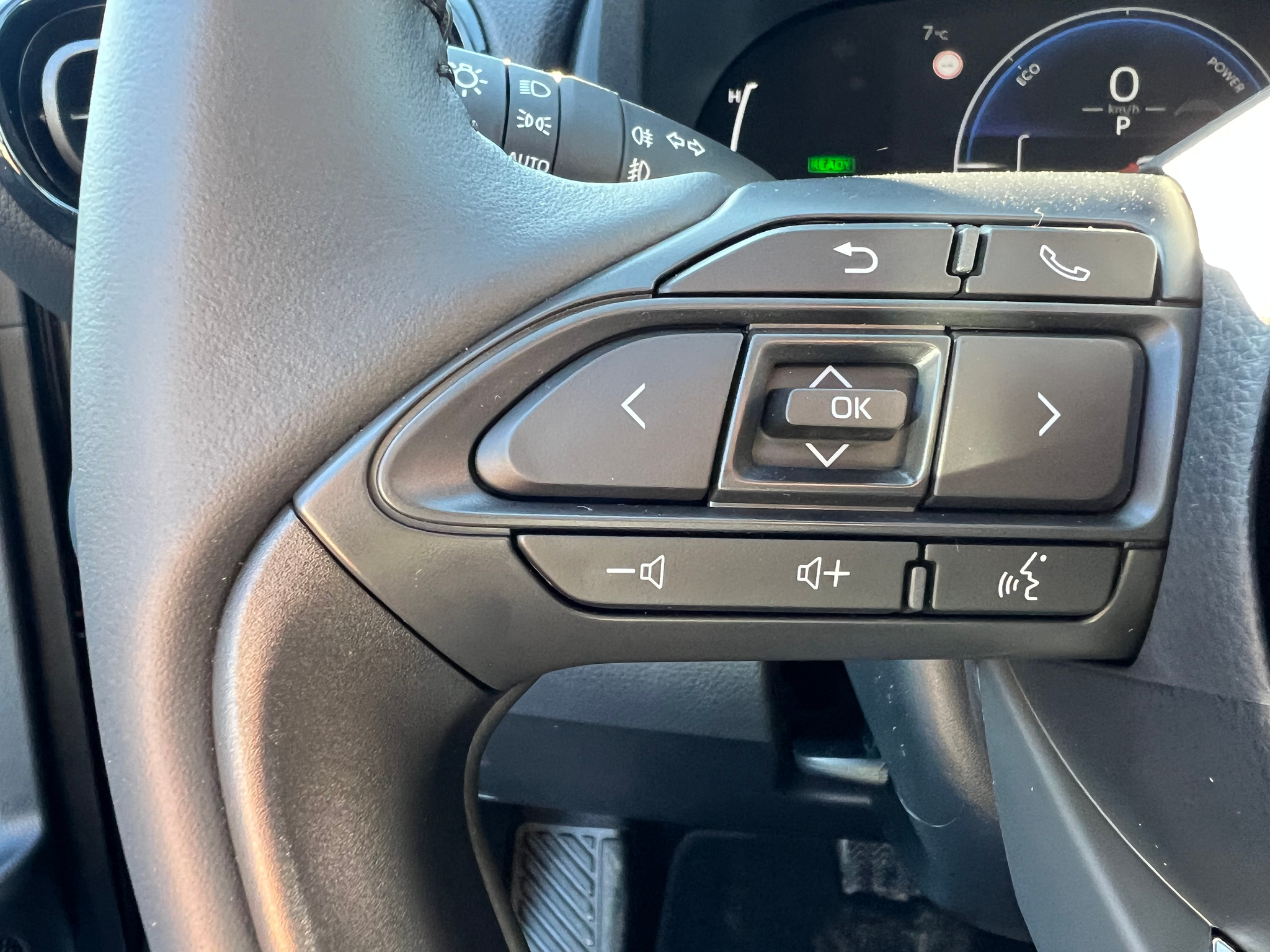 listing desktop thumbnail image 13