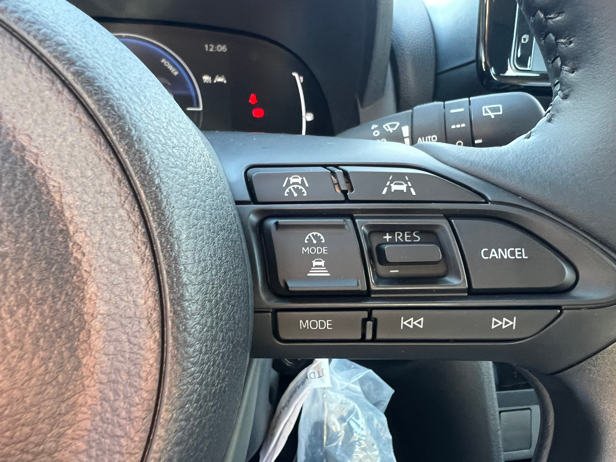 listing desktop thumbnail image 14