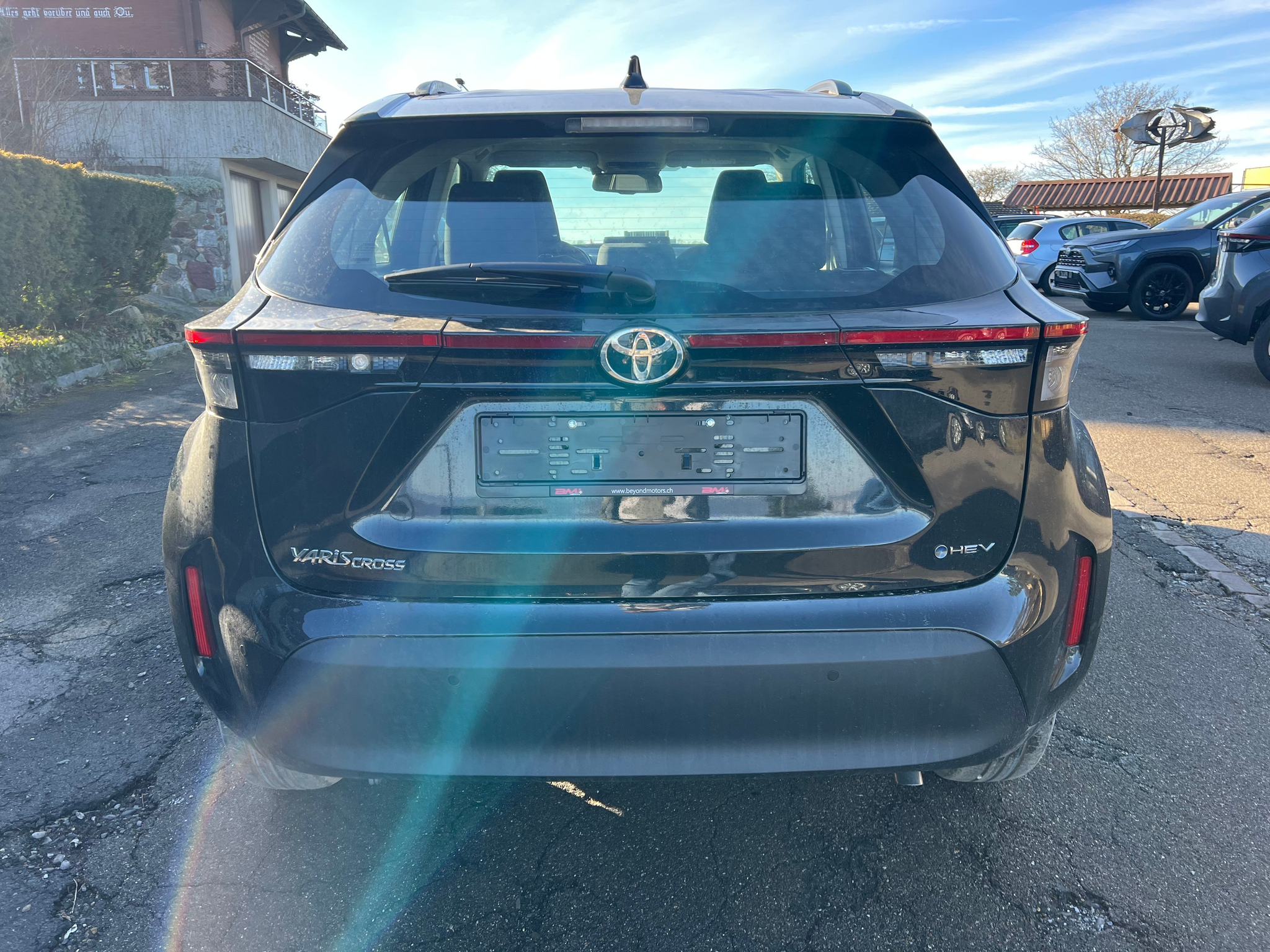 listing desktop thumbnail image 5