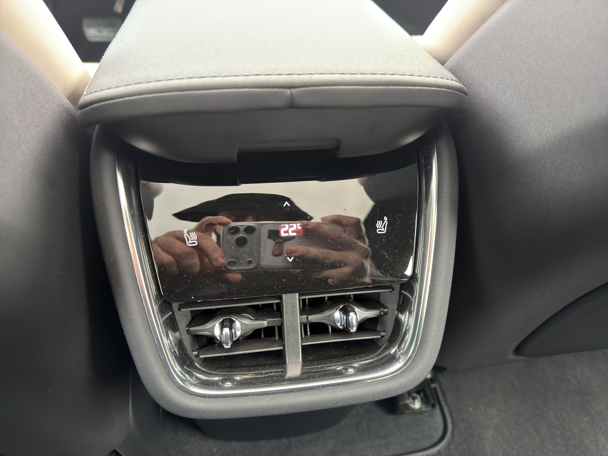 listing desktop thumbnail image 20