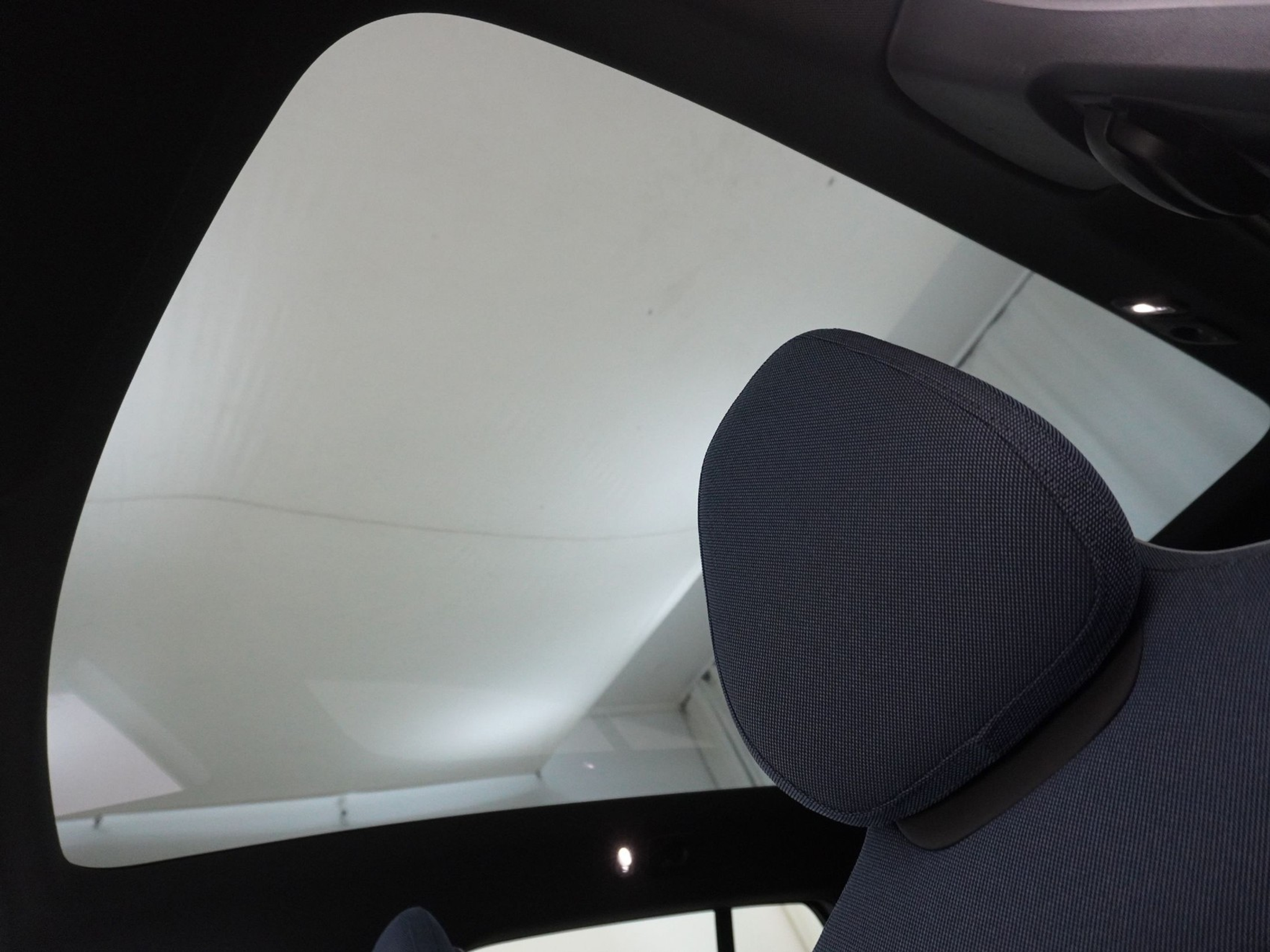 listing desktop thumbnail image 22