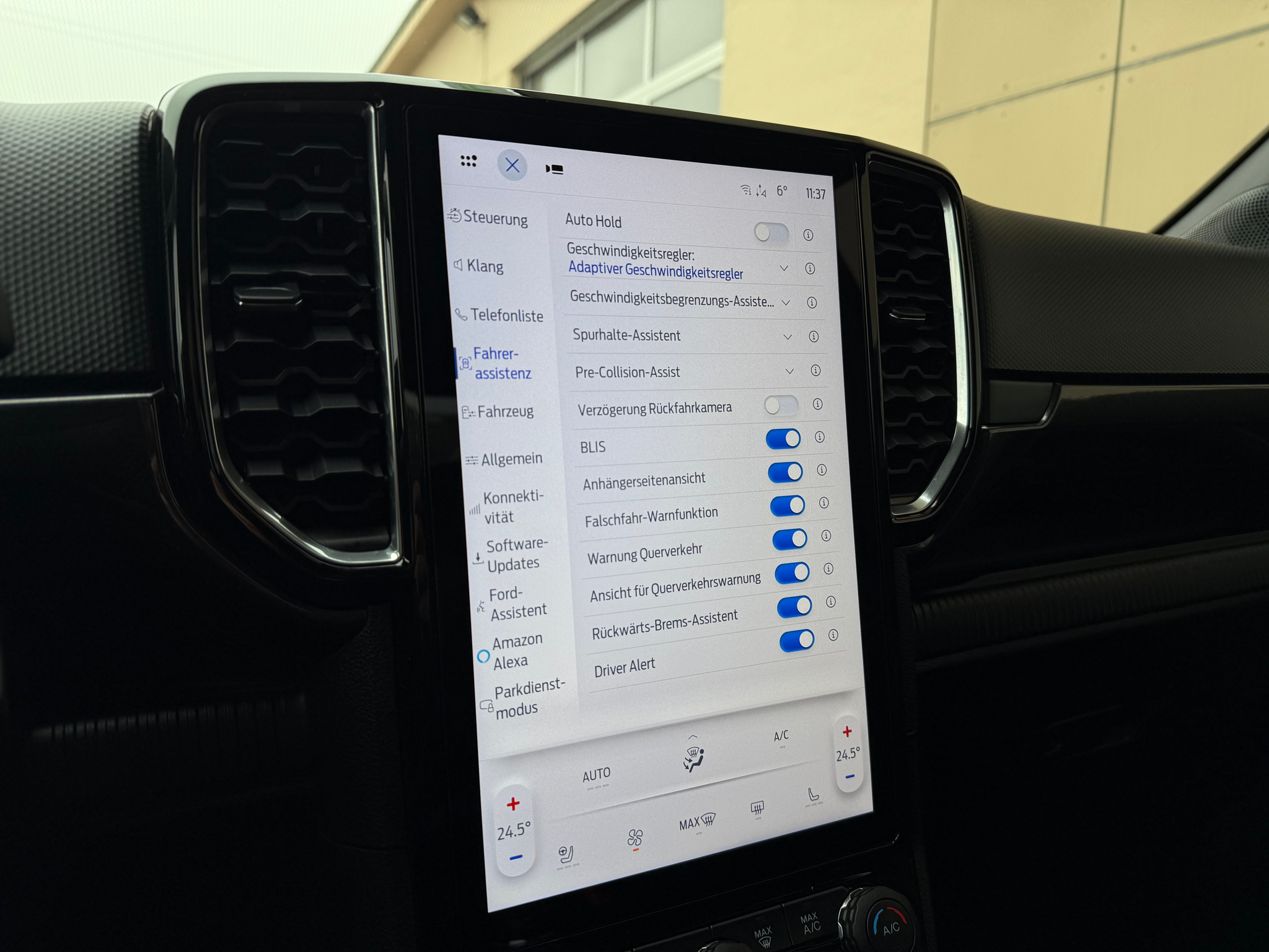 listing desktop thumbnail image 23