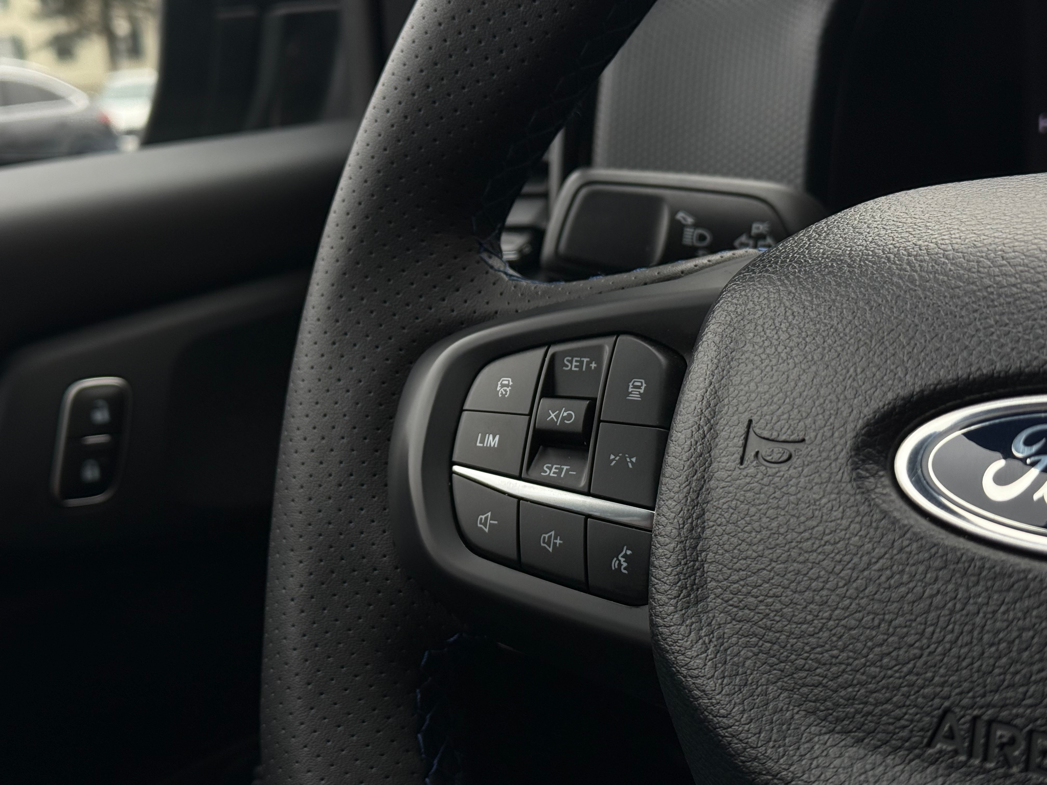 listing desktop thumbnail image 26