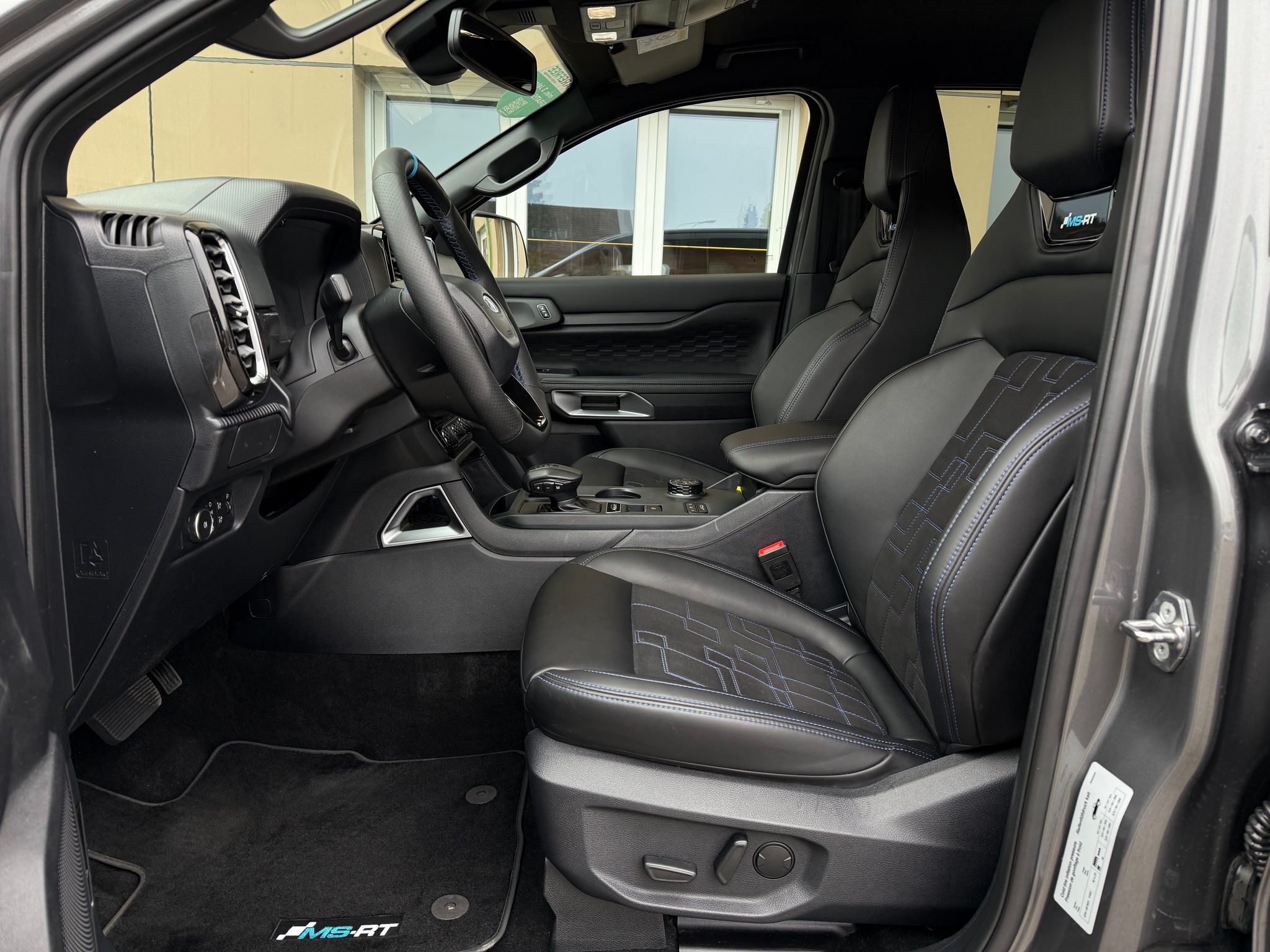 listing desktop thumbnail image 13