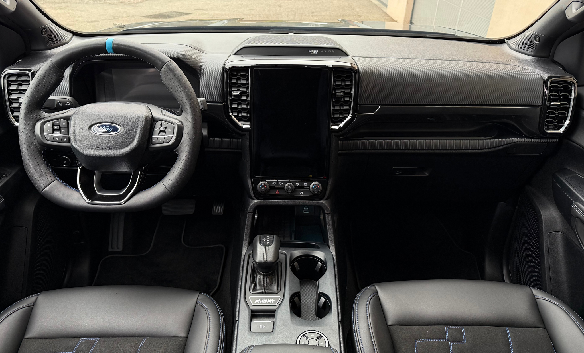 listing desktop thumbnail image 16