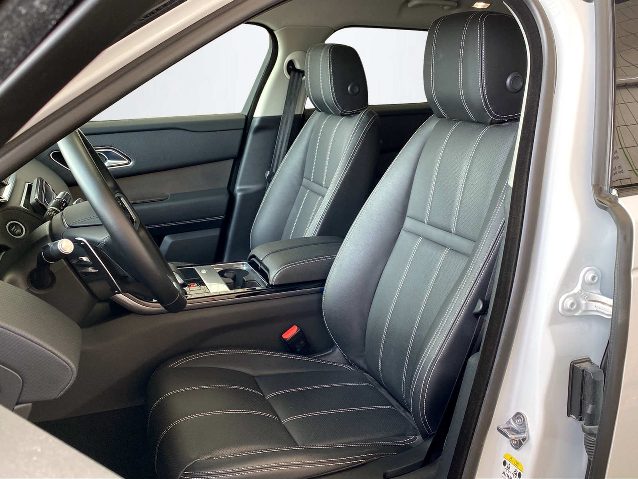 listing desktop thumbnail image 14