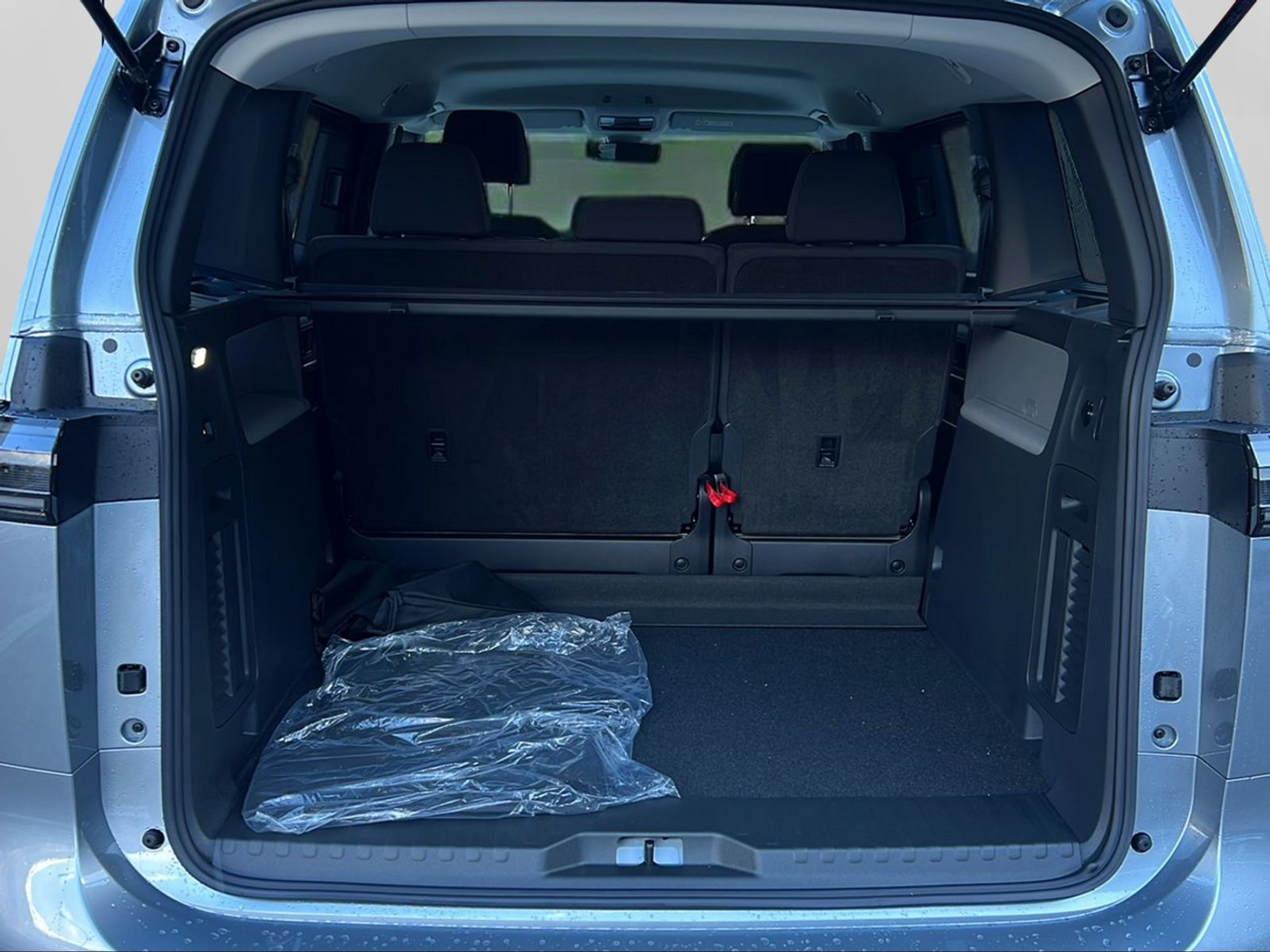 listing desktop thumbnail image 9