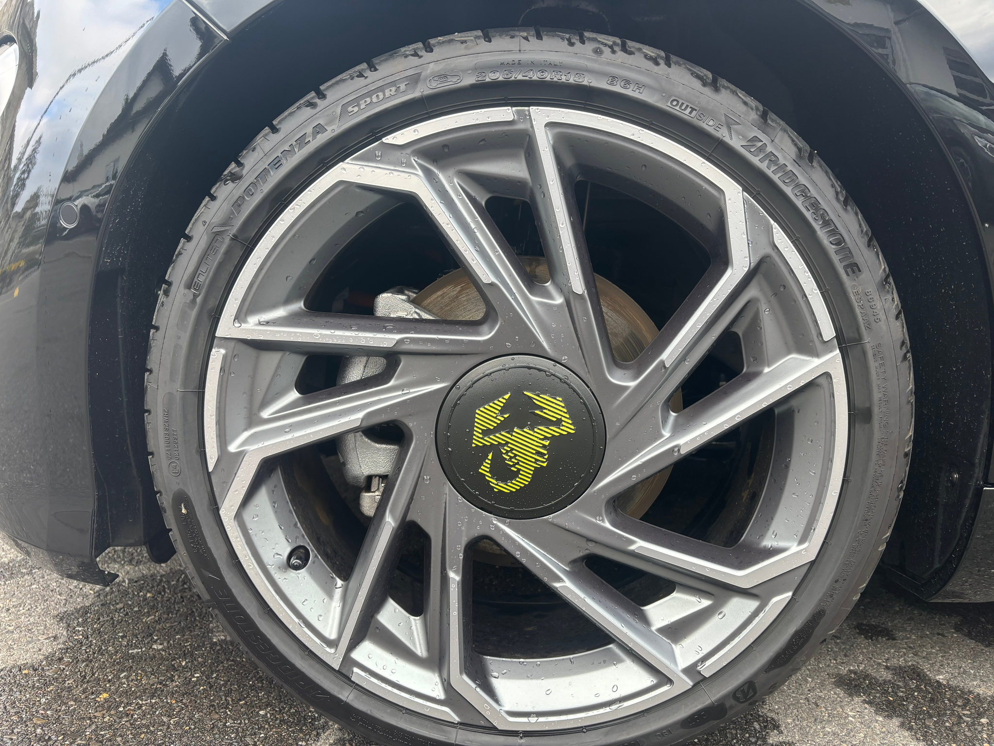 listing desktop thumbnail image 6