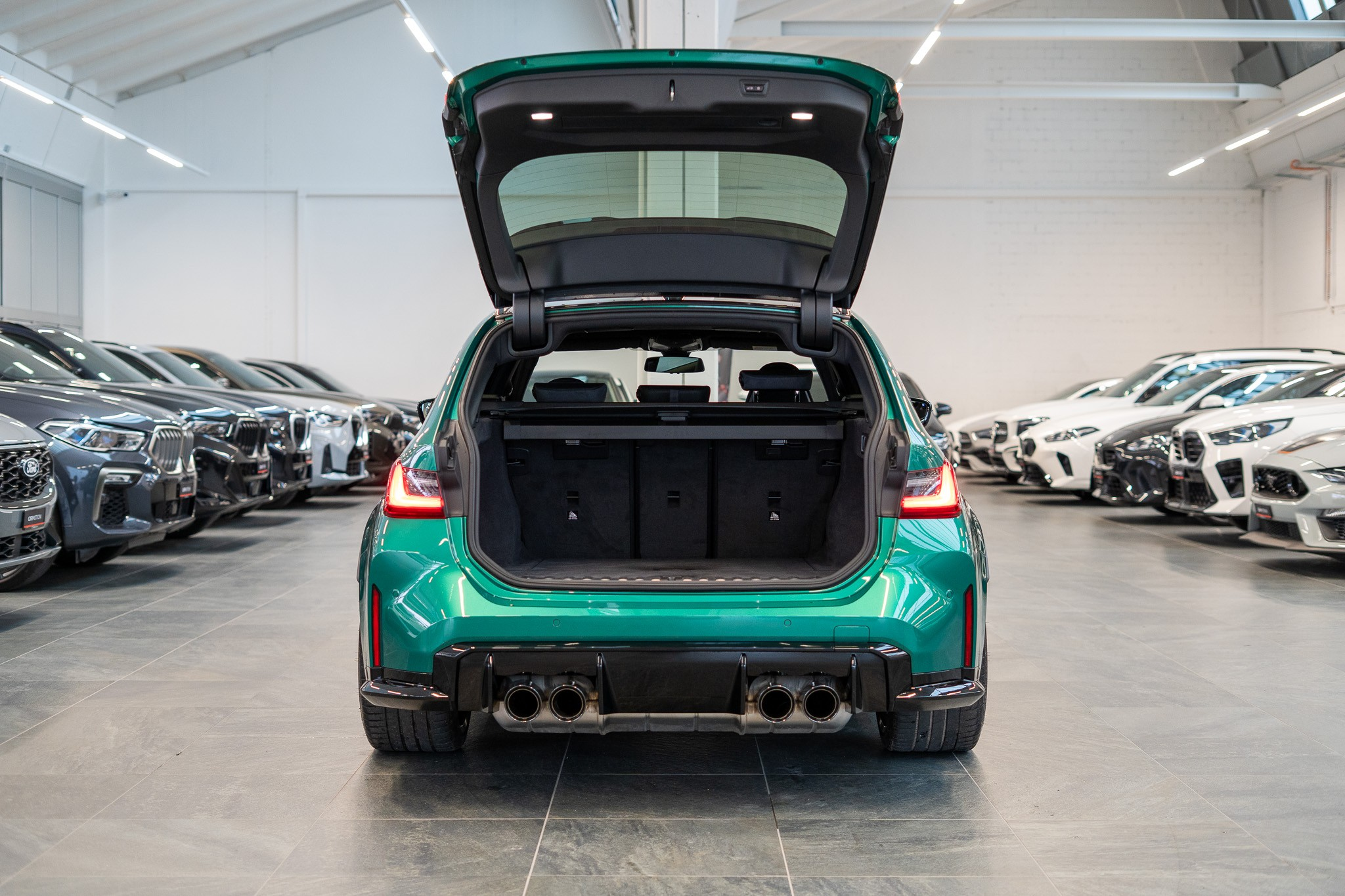 listing desktop thumbnail image 6