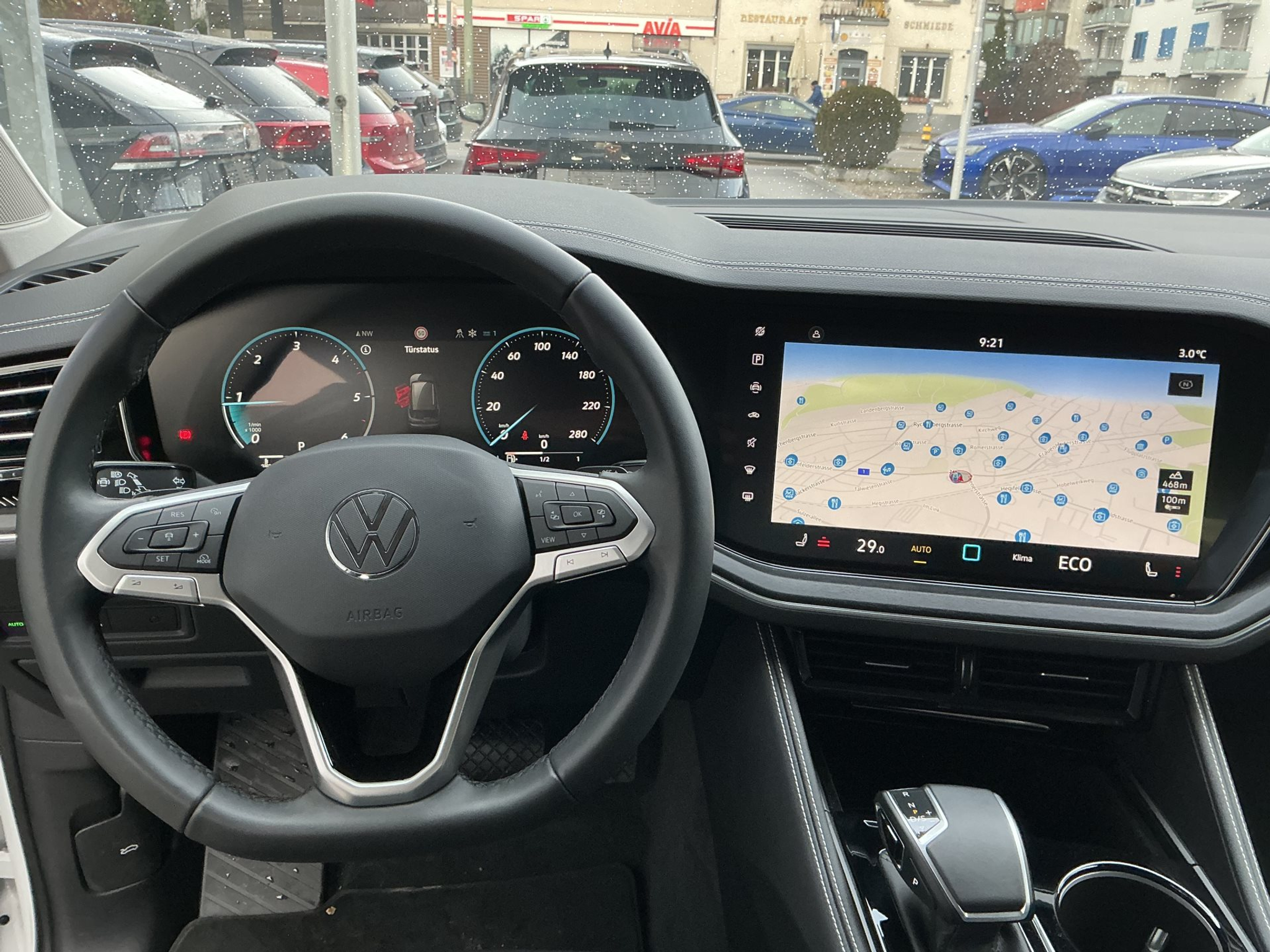 listing desktop thumbnail image 8