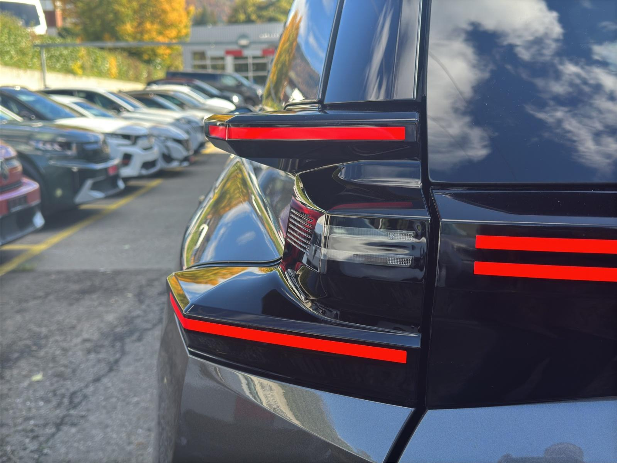 listing desktop thumbnail image 22