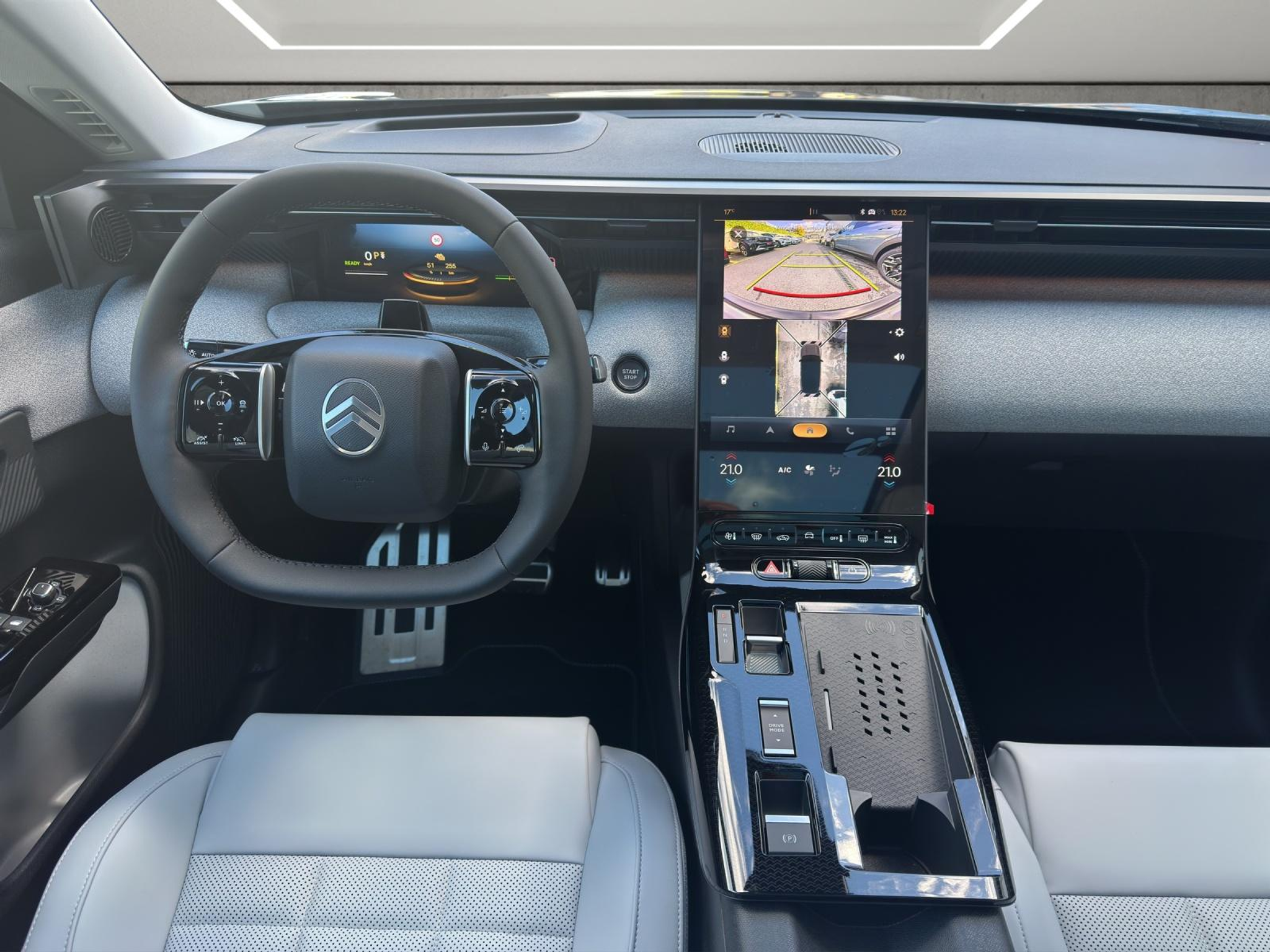 listing desktop thumbnail image 9