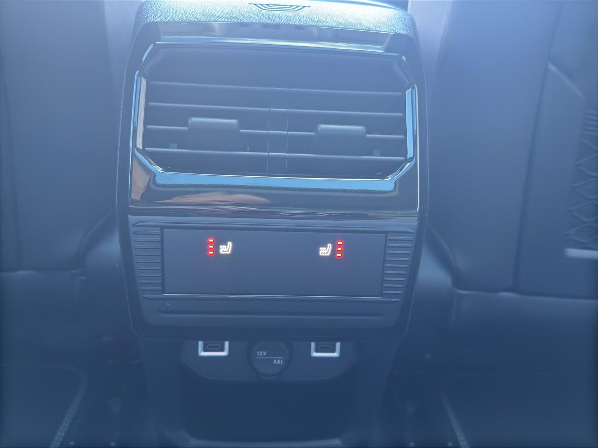 listing desktop thumbnail image 23