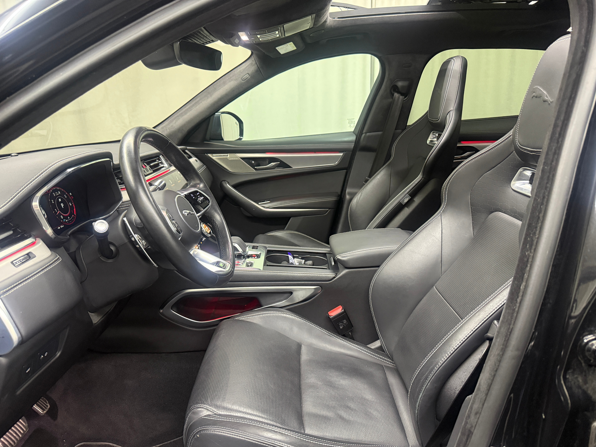 listing desktop thumbnail image 6