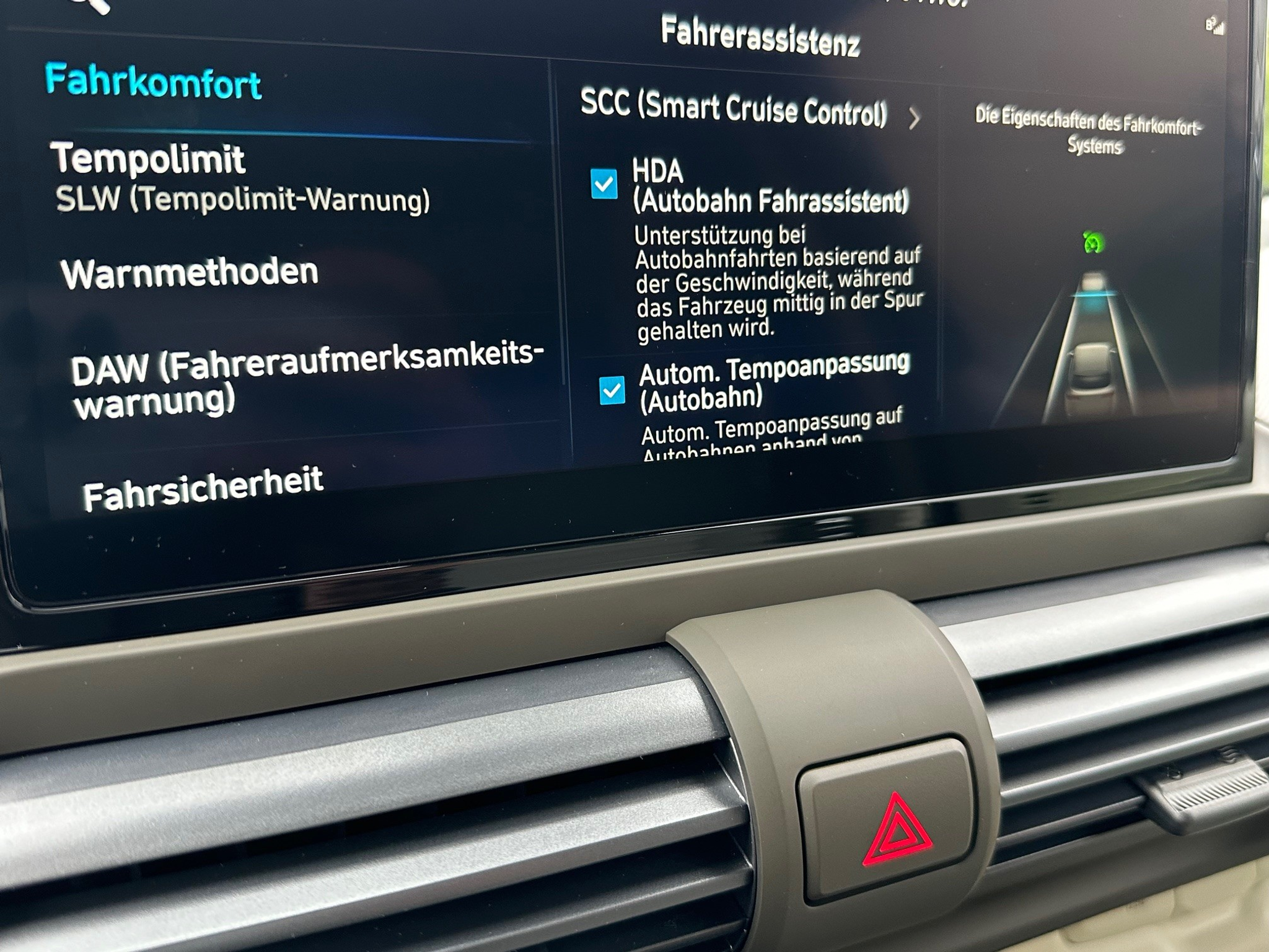 listing desktop thumbnail image 11