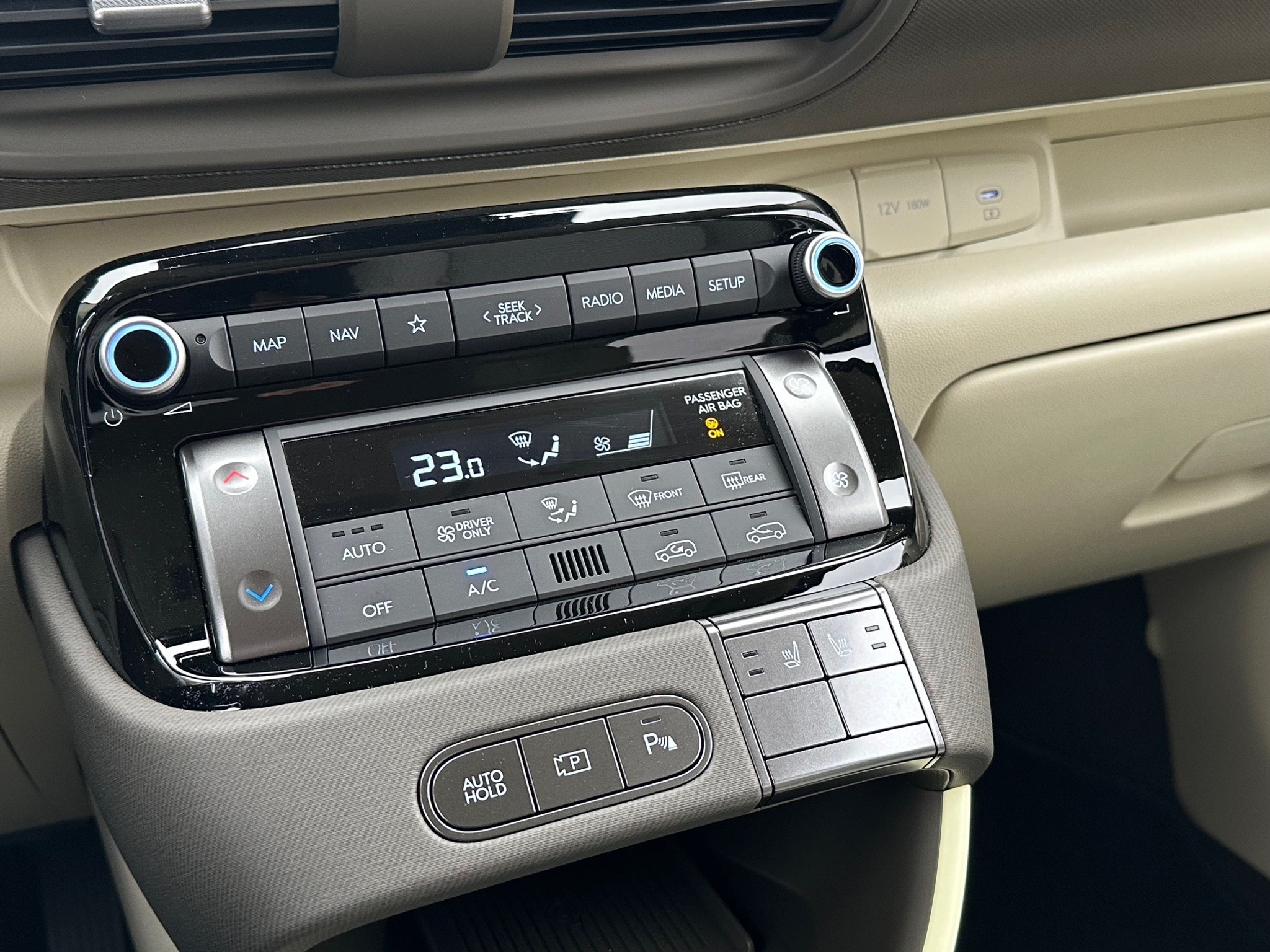 listing desktop thumbnail image 9