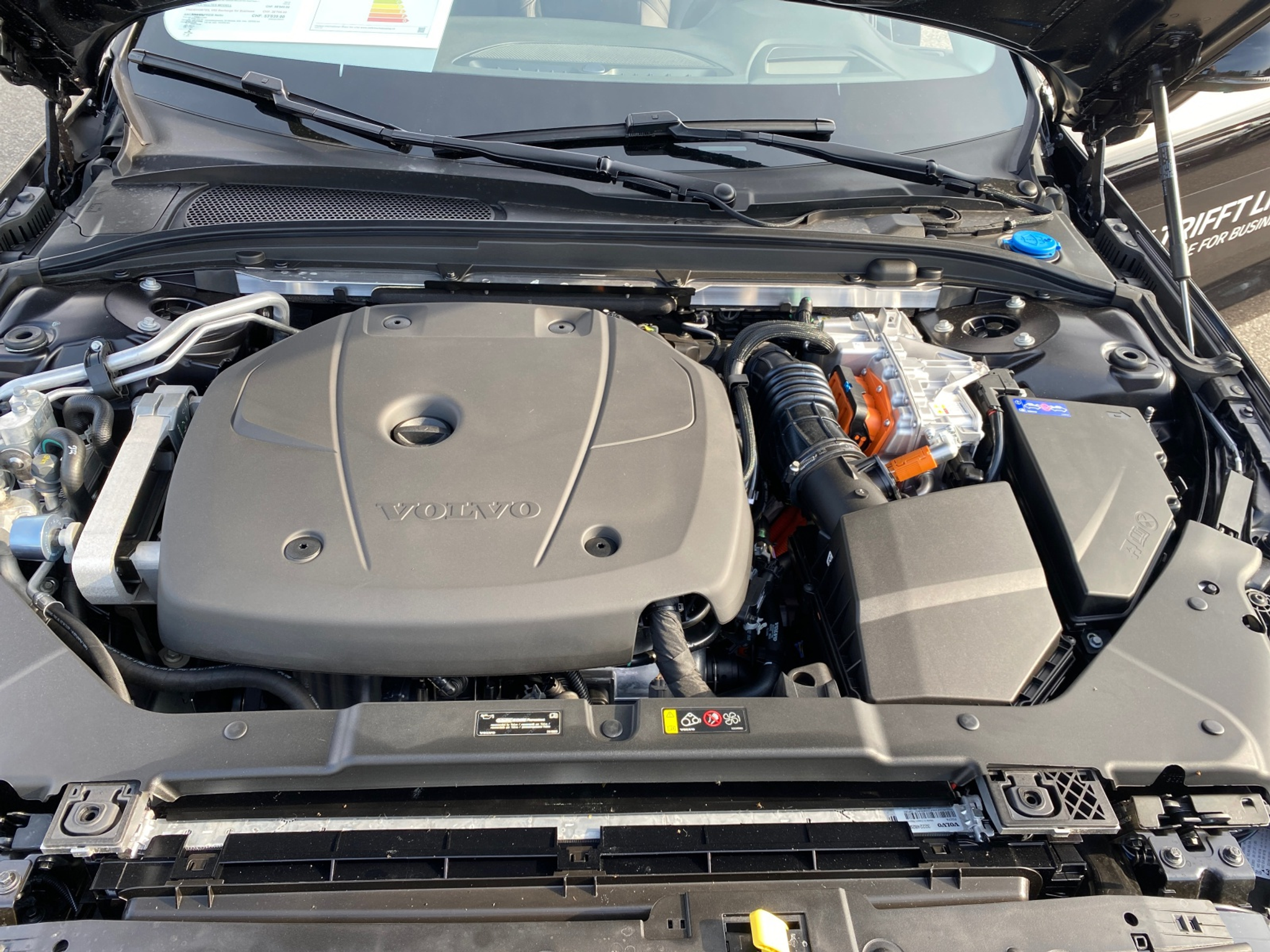 listing desktop thumbnail image 13