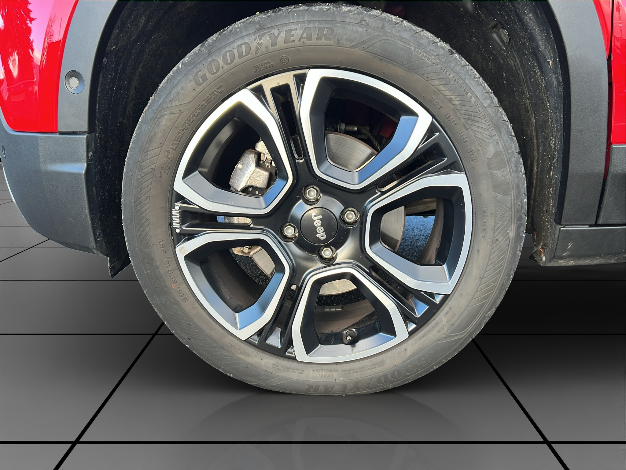 listing desktop thumbnail image 14